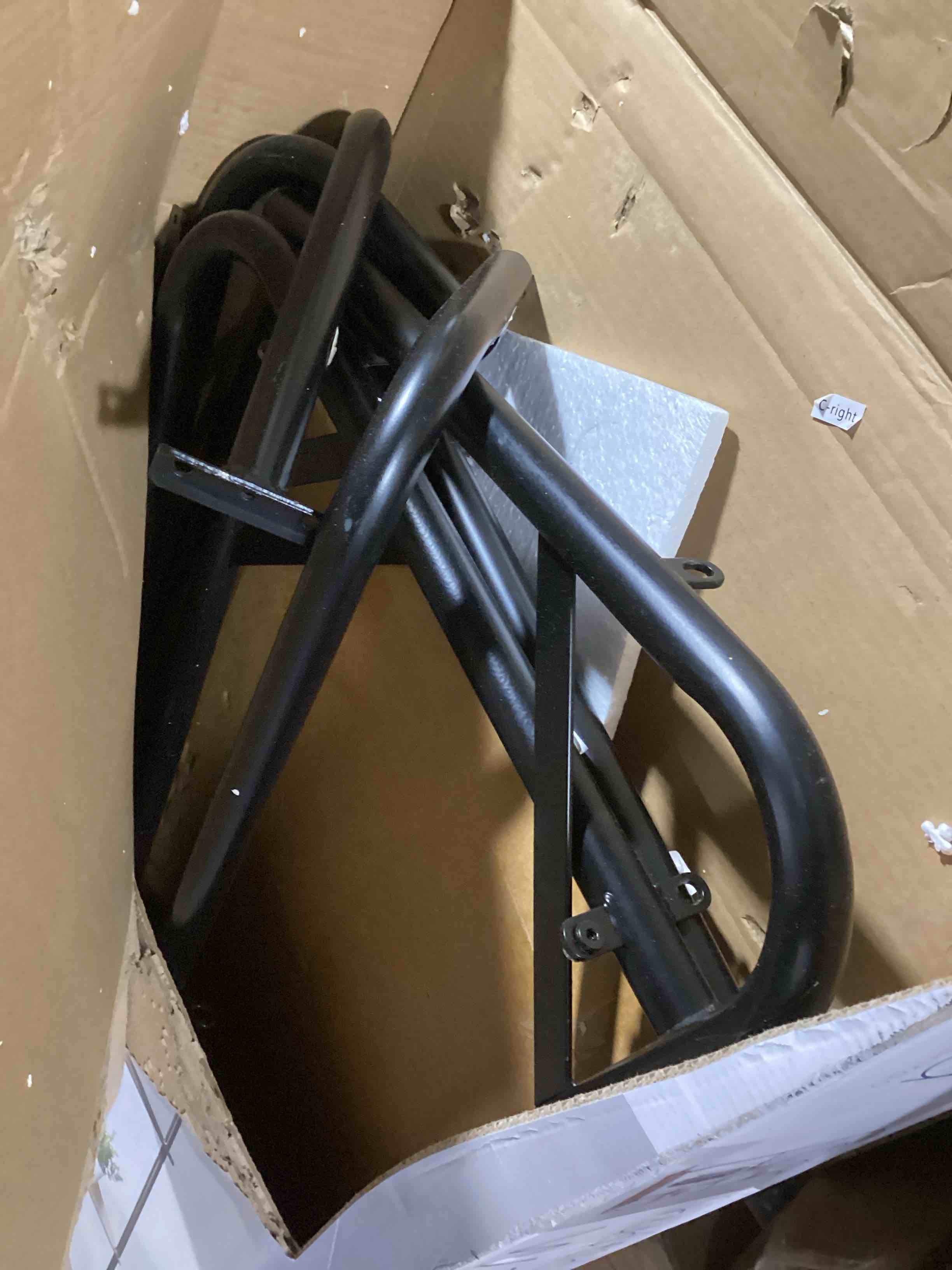 https://s3.amazonaws.com/lotting-images-prod/bidfta/BLU5115704_1706624792400.jpeg