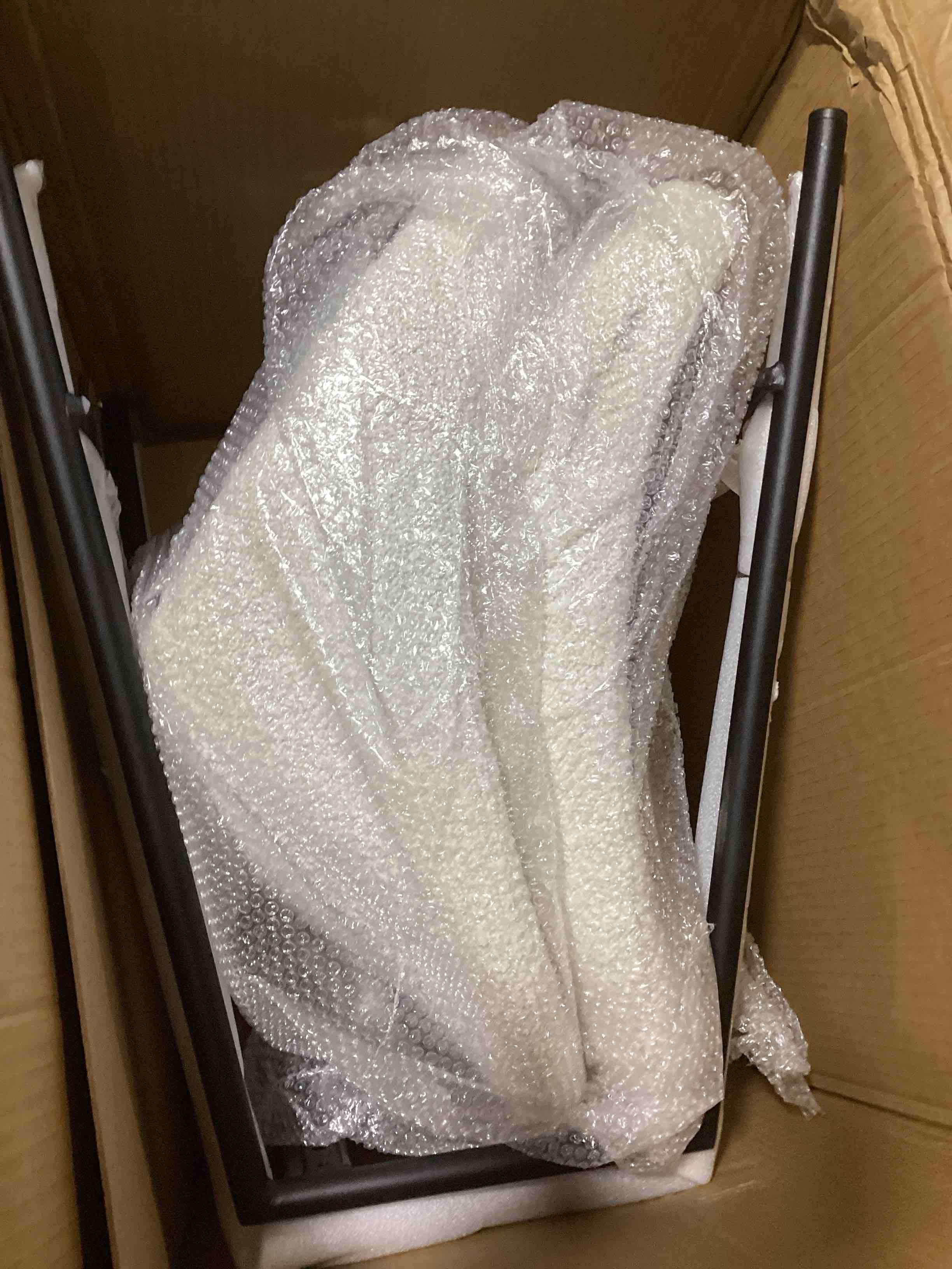 https://s3.amazonaws.com/lotting-images-prod/bidfta/BLU5116176_1706897883683.jpeg