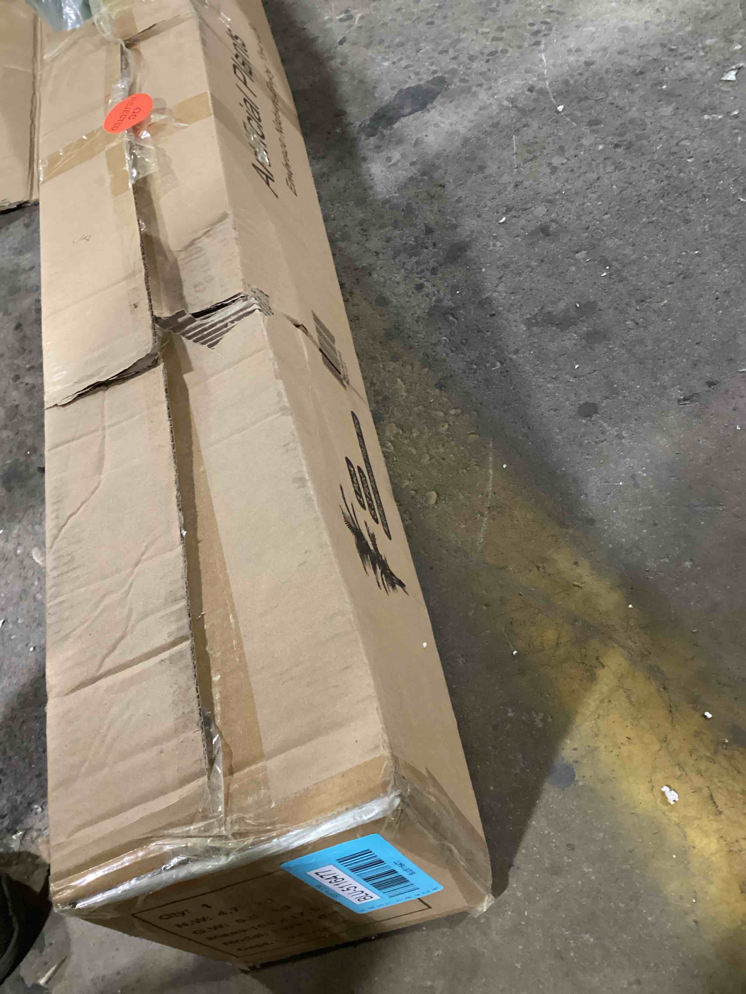 https://s3.amazonaws.com/lotting-images-prod/bidfta/BLU5116477_1707227529235.jpeg