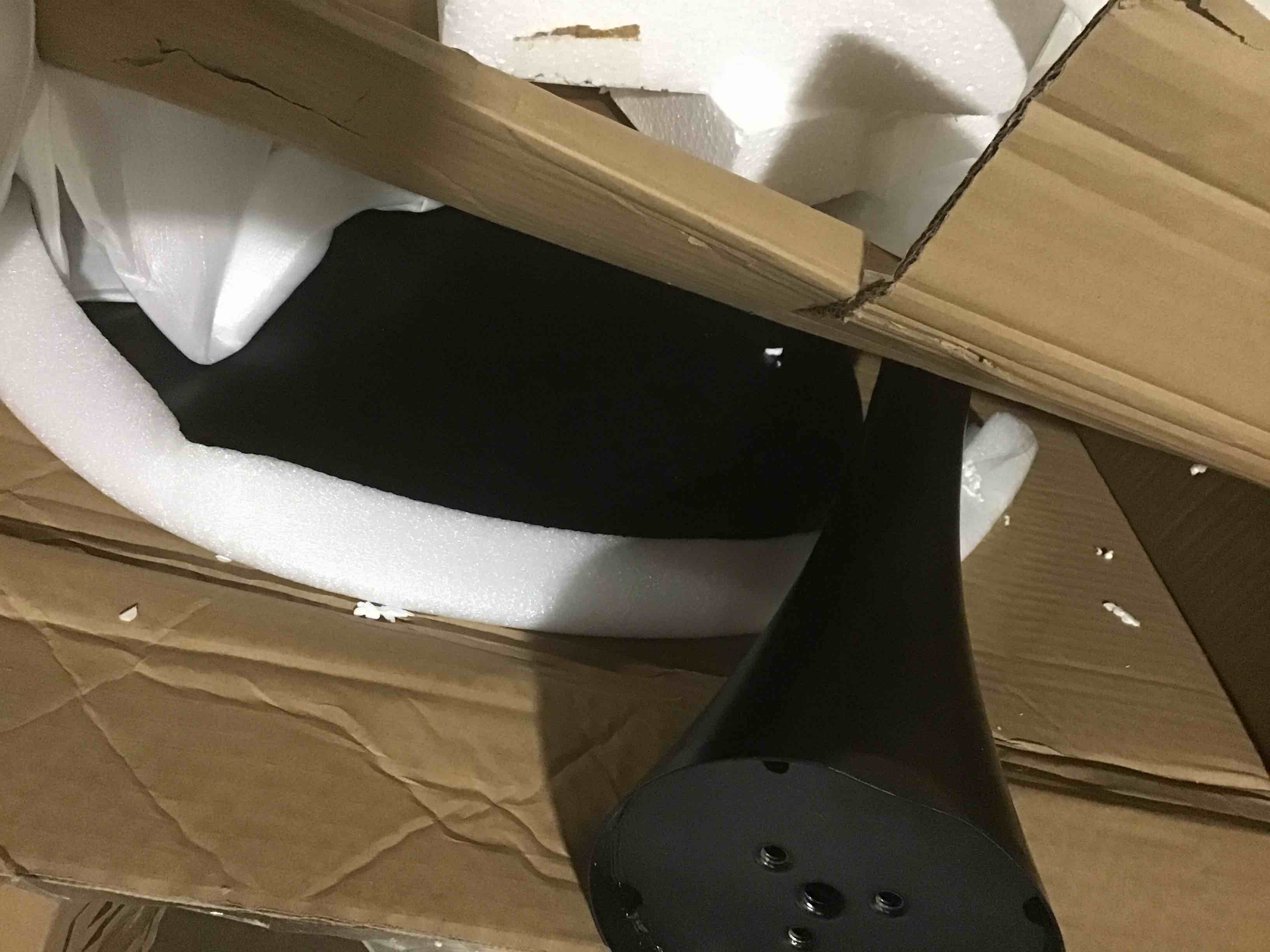 https://s3.amazonaws.com/lotting-images-prod/bidfta/BLU5117963_1707247338529.jpeg