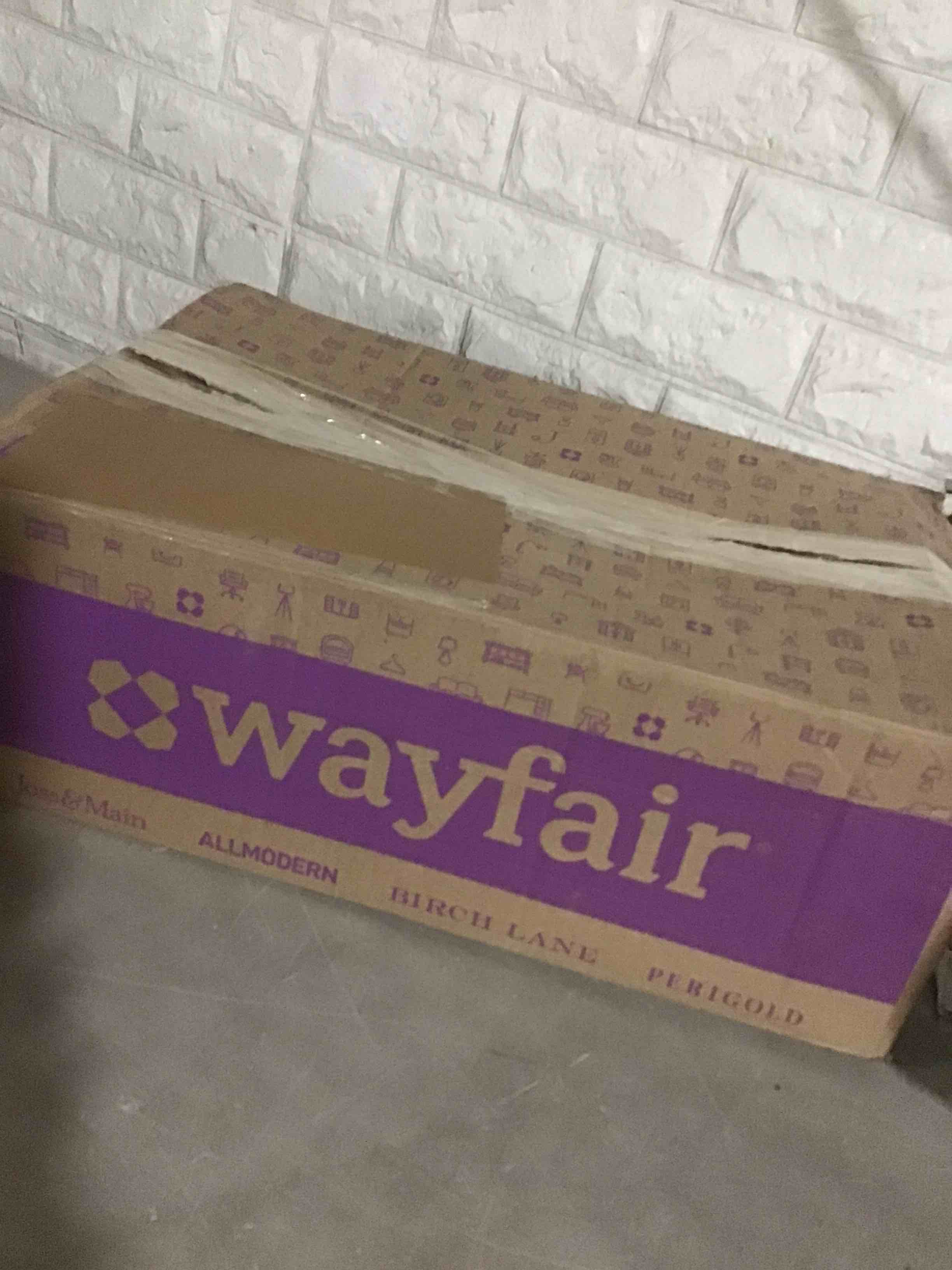 https://s3.amazonaws.com/lotting-images-prod/bidfta/BLU5117992_1707312449273.jpeg