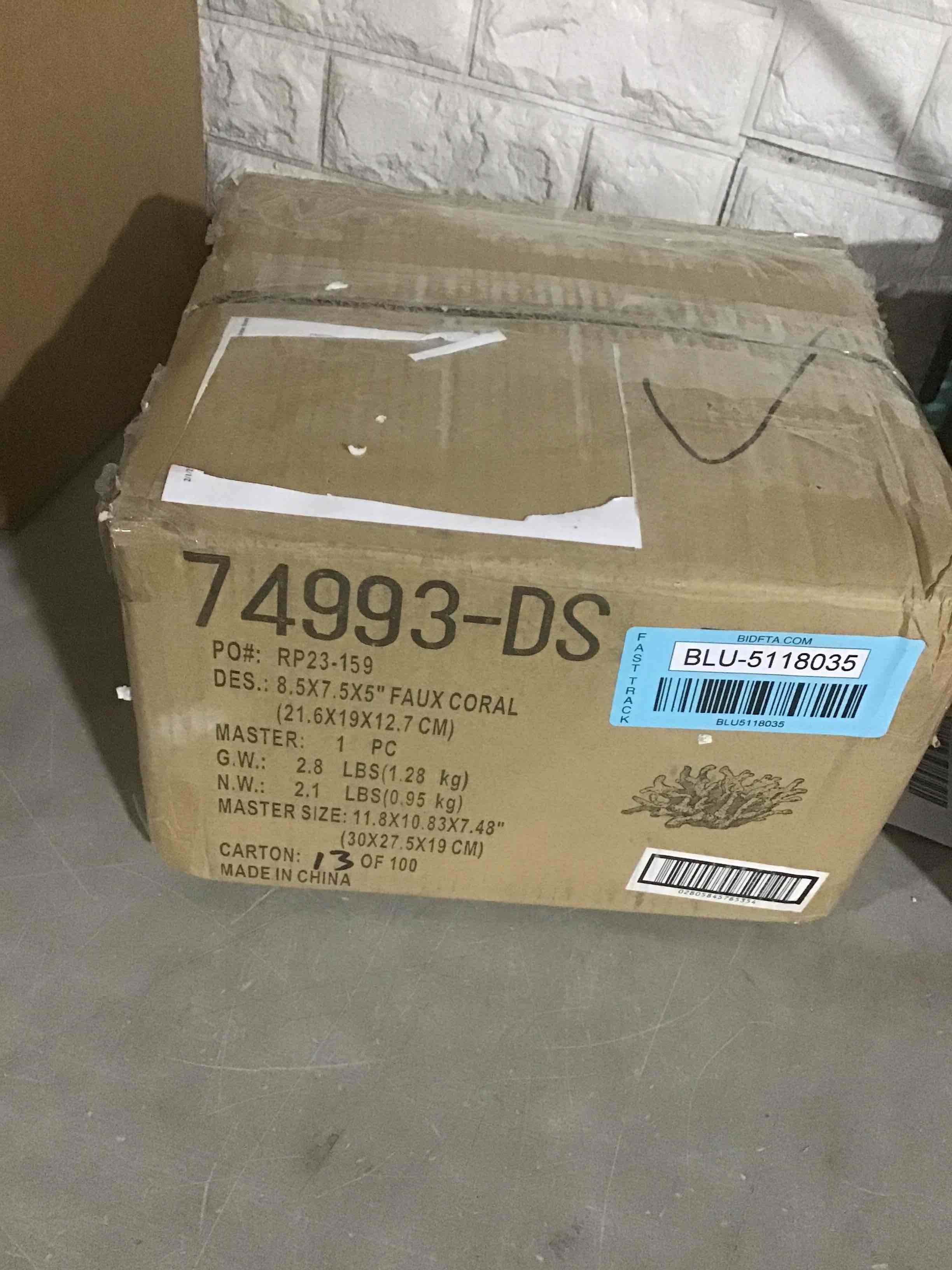 https://s3.amazonaws.com/lotting-images-prod/bidfta/BLU5118035_1707329370414.jpeg
