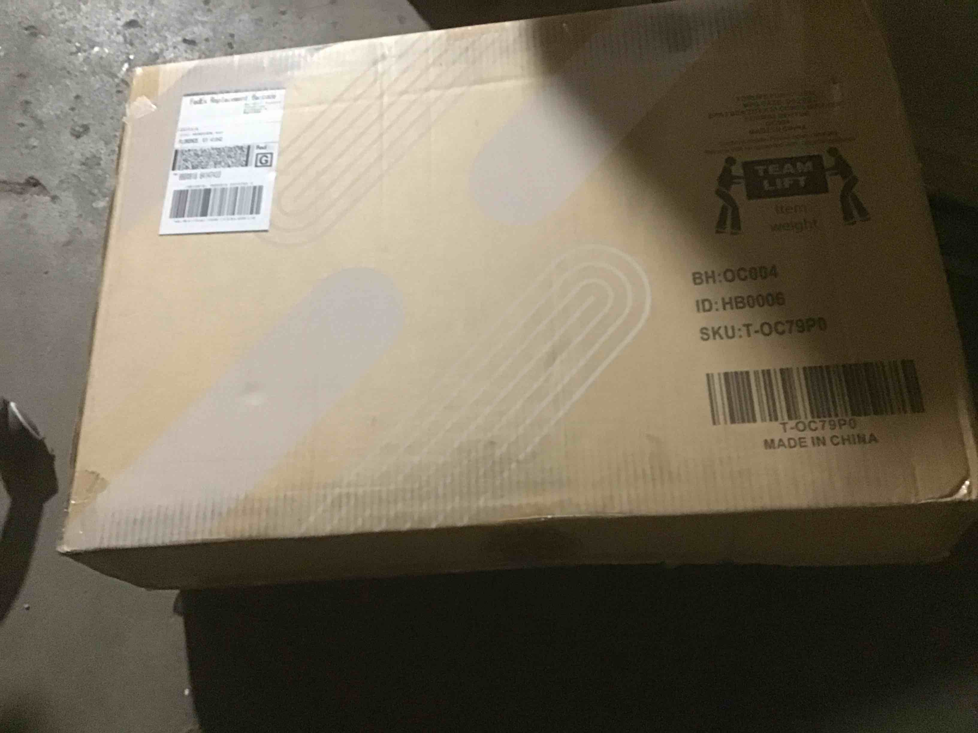 https://s3.amazonaws.com/lotting-images-prod/bidfta/BLU5118063_1707410211043.jpeg