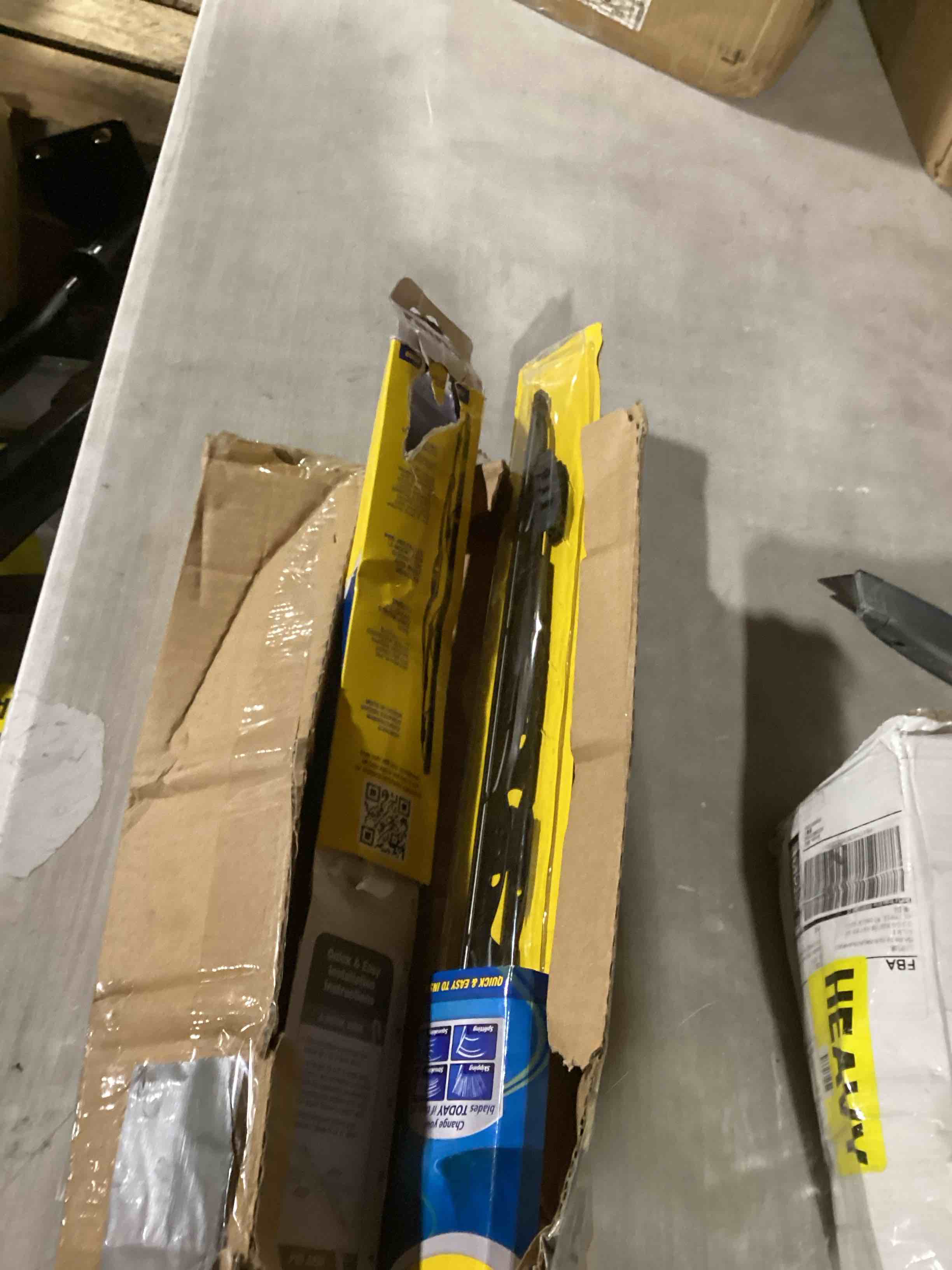 https://s3.amazonaws.com/lotting-images-prod/bidfta/BLU5118439_1710257376019.jpeg
