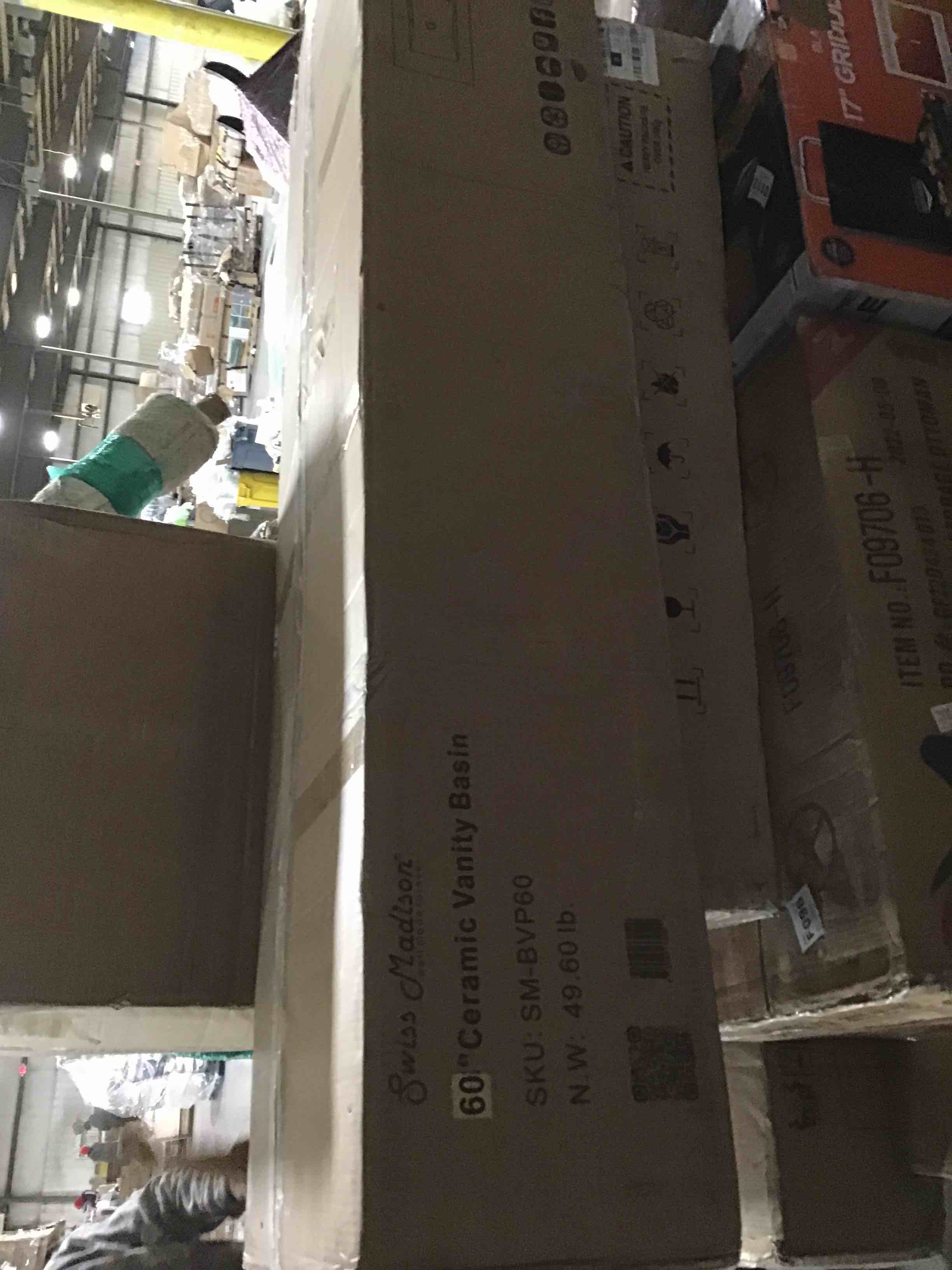 https://s3.amazonaws.com/lotting-images-prod/bidfta/BLU5118566_1705948447817.jpeg
