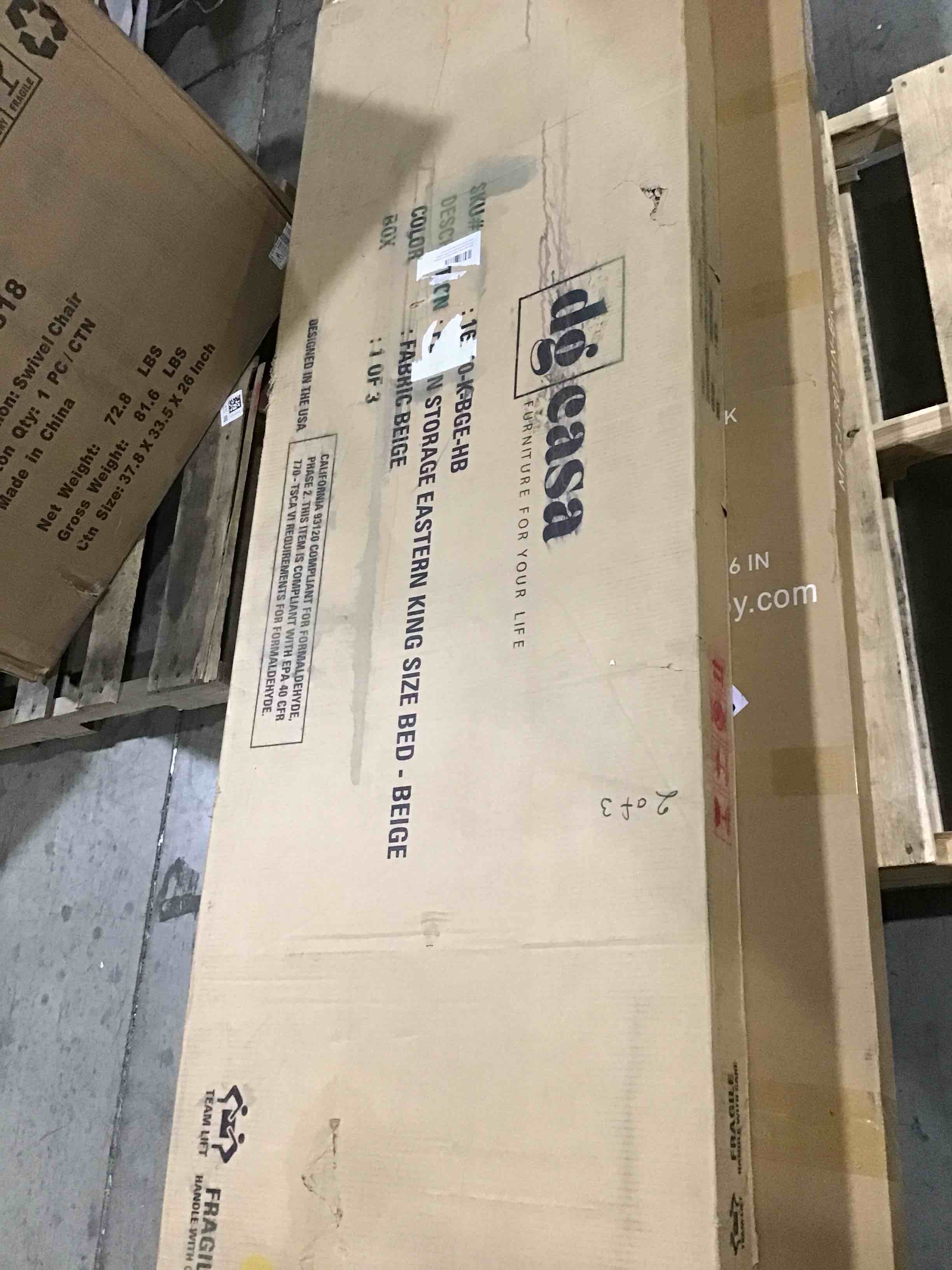 https://s3.amazonaws.com/lotting-images-prod/bidfta/BLU5118855_1706126849861.jpeg