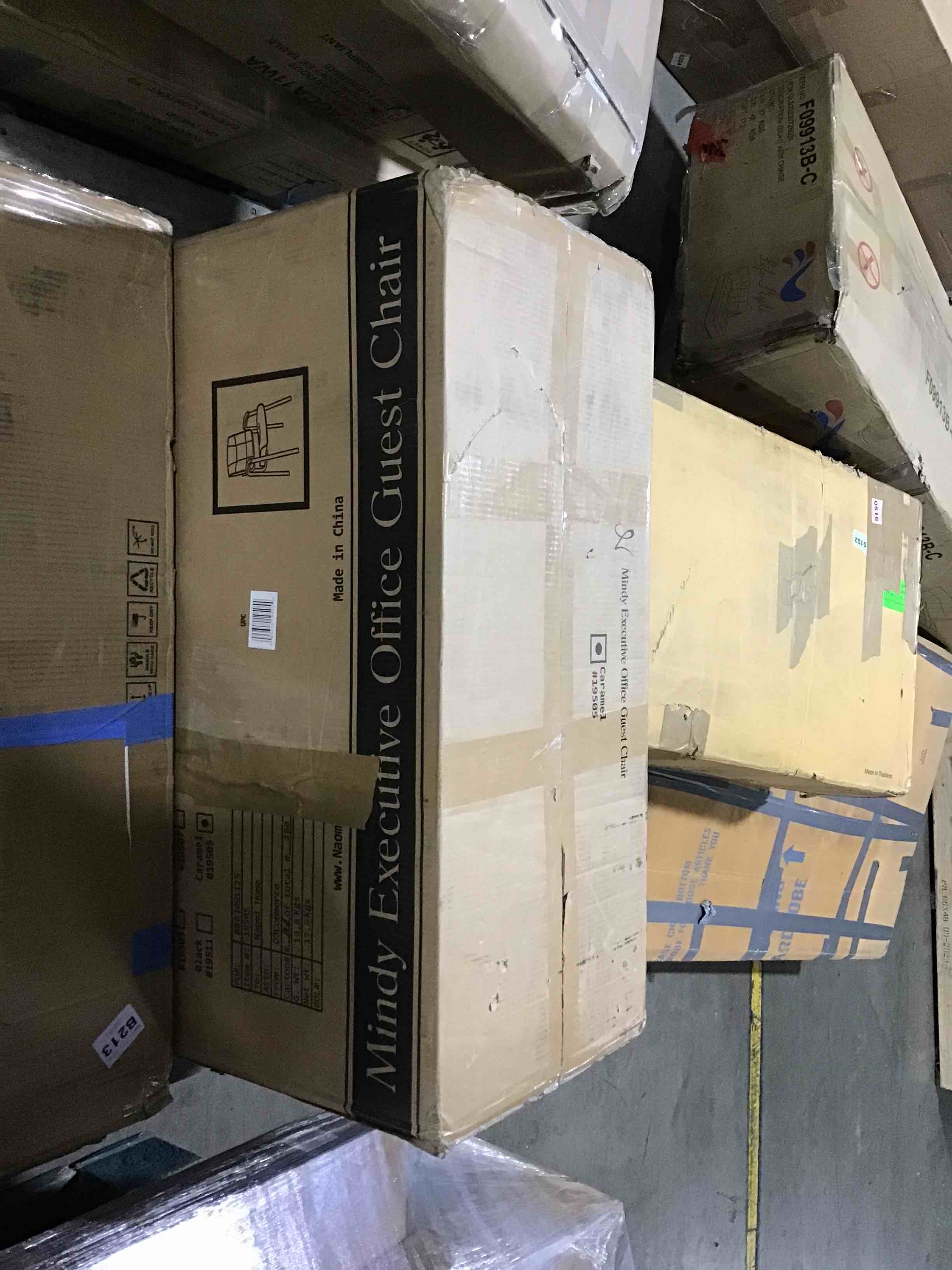 https://s3.amazonaws.com/lotting-images-prod/bidfta/BLU5118882_1706191175602.jpeg