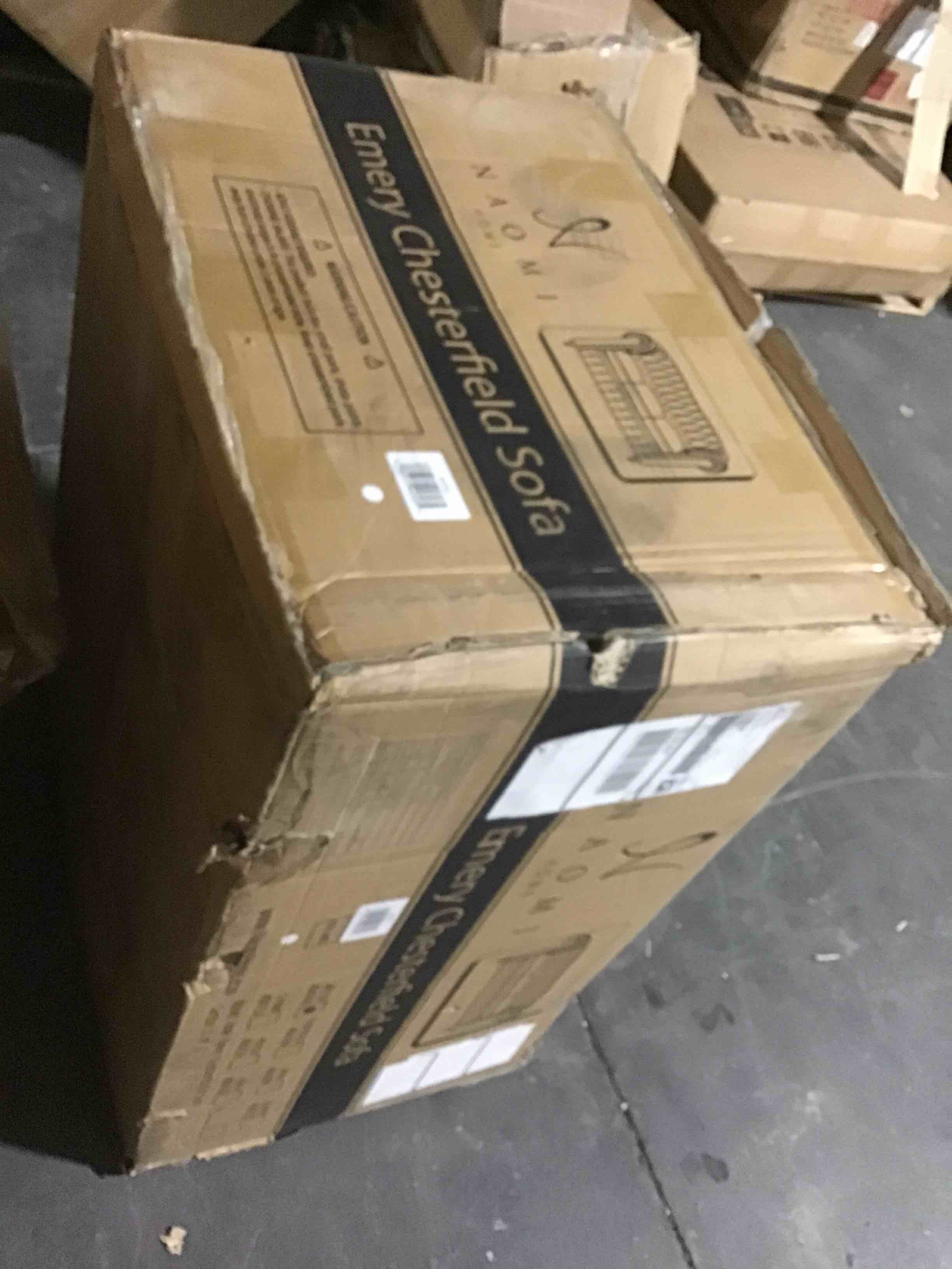 https://s3.amazonaws.com/lotting-images-prod/bidfta/BLU5119564_1706904136889.jpeg