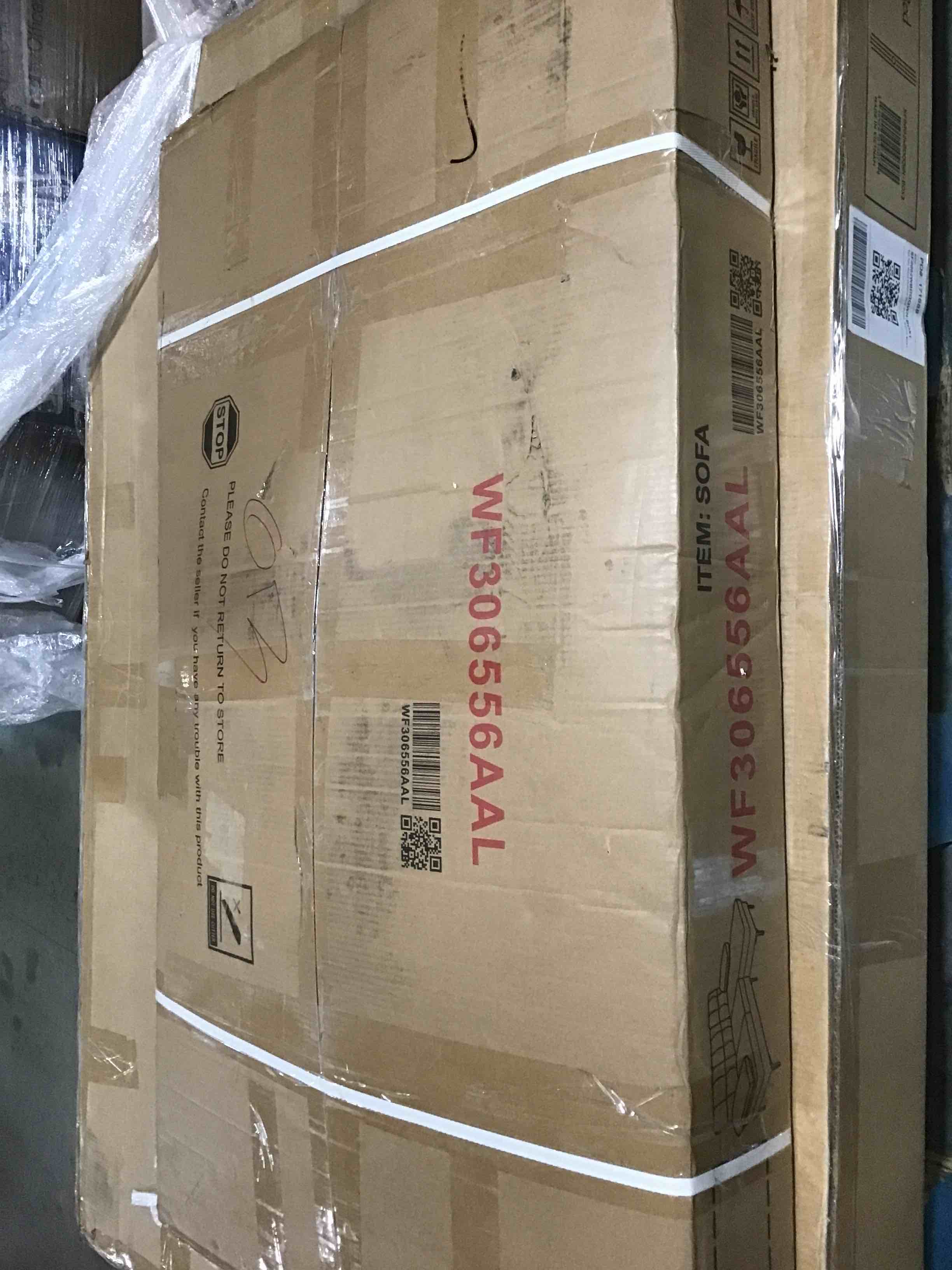 https://s3.amazonaws.com/lotting-images-prod/bidfta/BLU5119832_1707231013246.jpeg