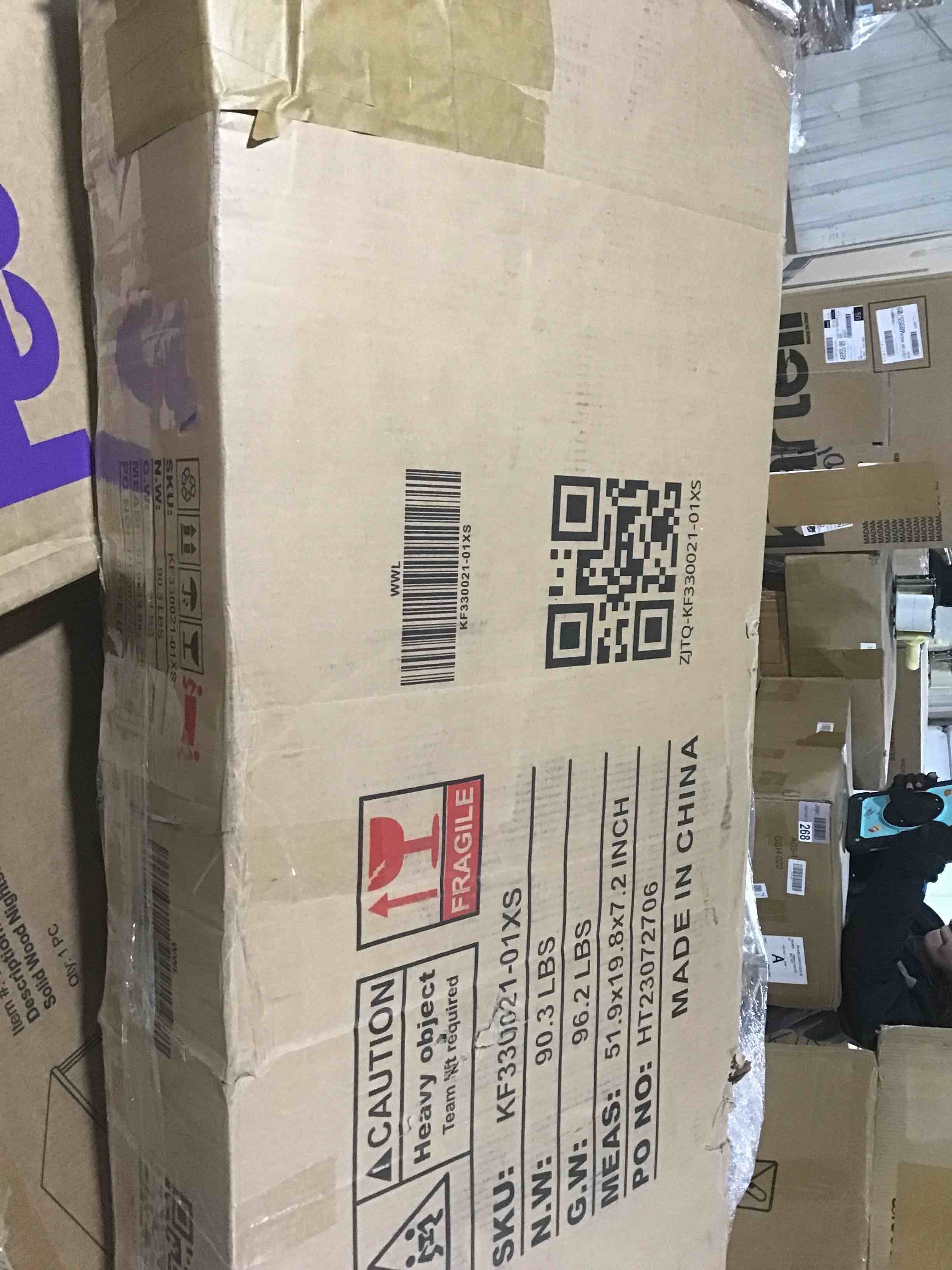 https://s3.amazonaws.com/lotting-images-prod/bidfta/BLU5119847_1707234453734.jpeg