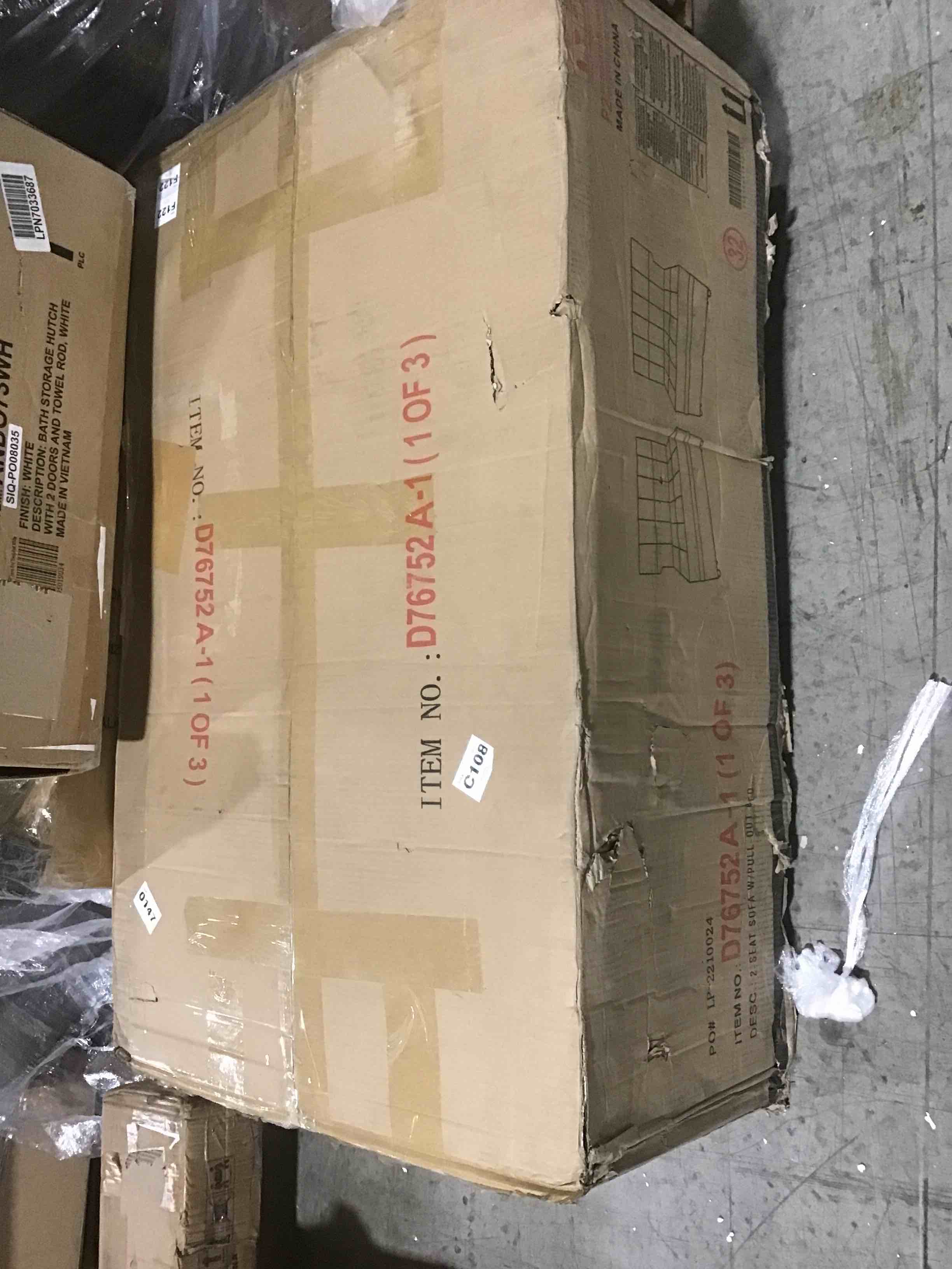 https://s3.amazonaws.com/lotting-images-prod/bidfta/BLU5119850_1707234845117.jpeg
