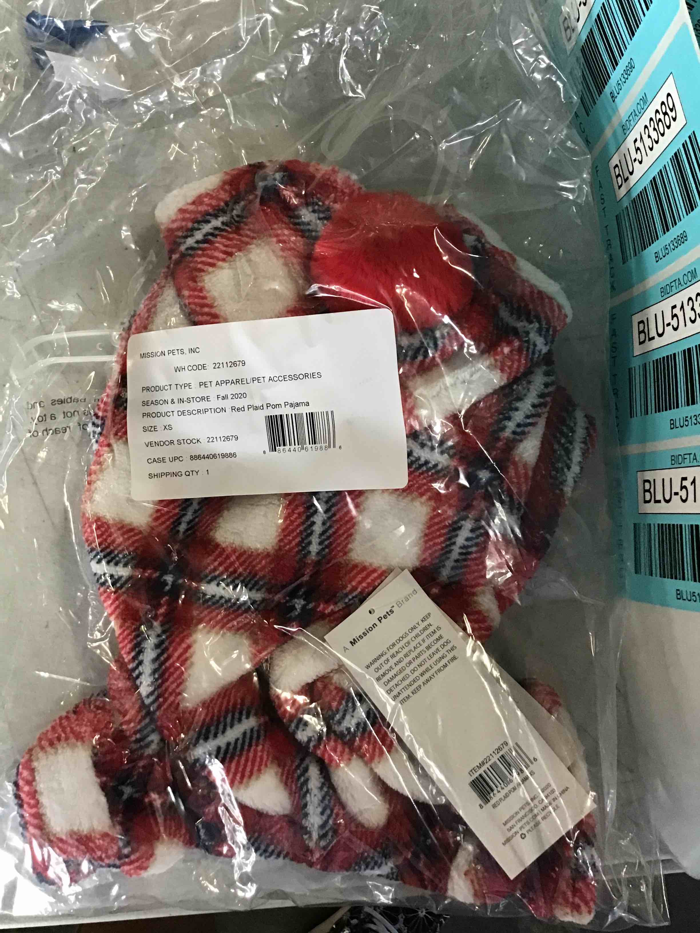 https://s3.amazonaws.com/lotting-images-prod/bidfta/BLU5133695_1694092238279.jpeg