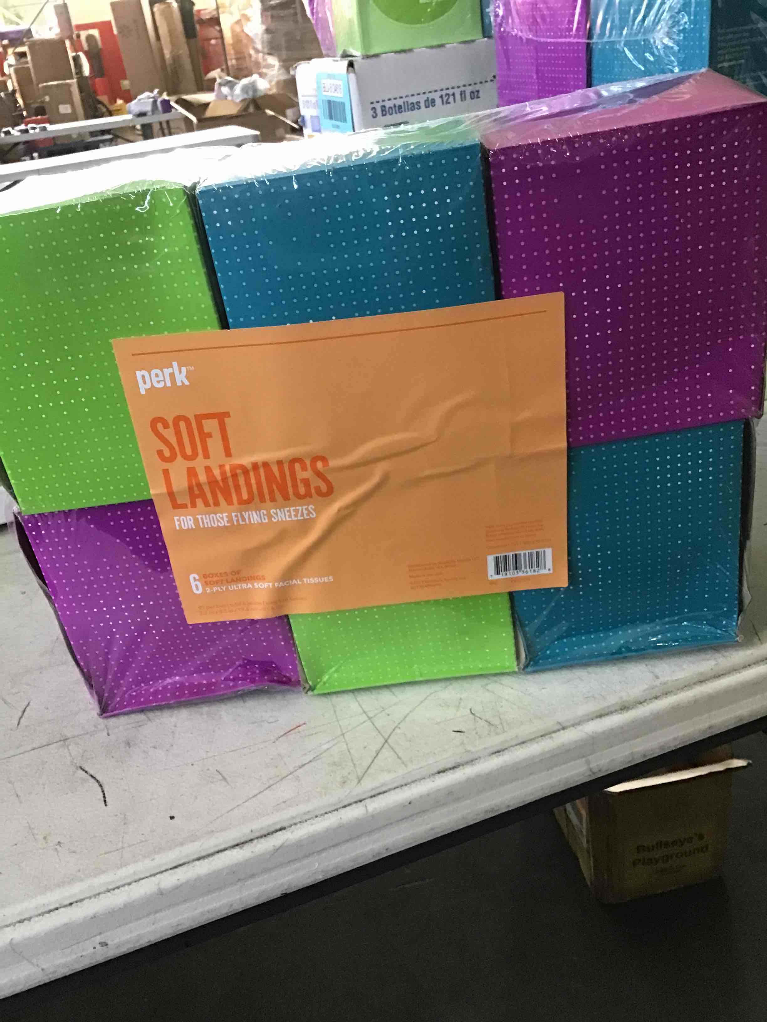 https://s3.amazonaws.com/lotting-images-prod/bidfta/BLU5134646_1694698839004.jpeg
