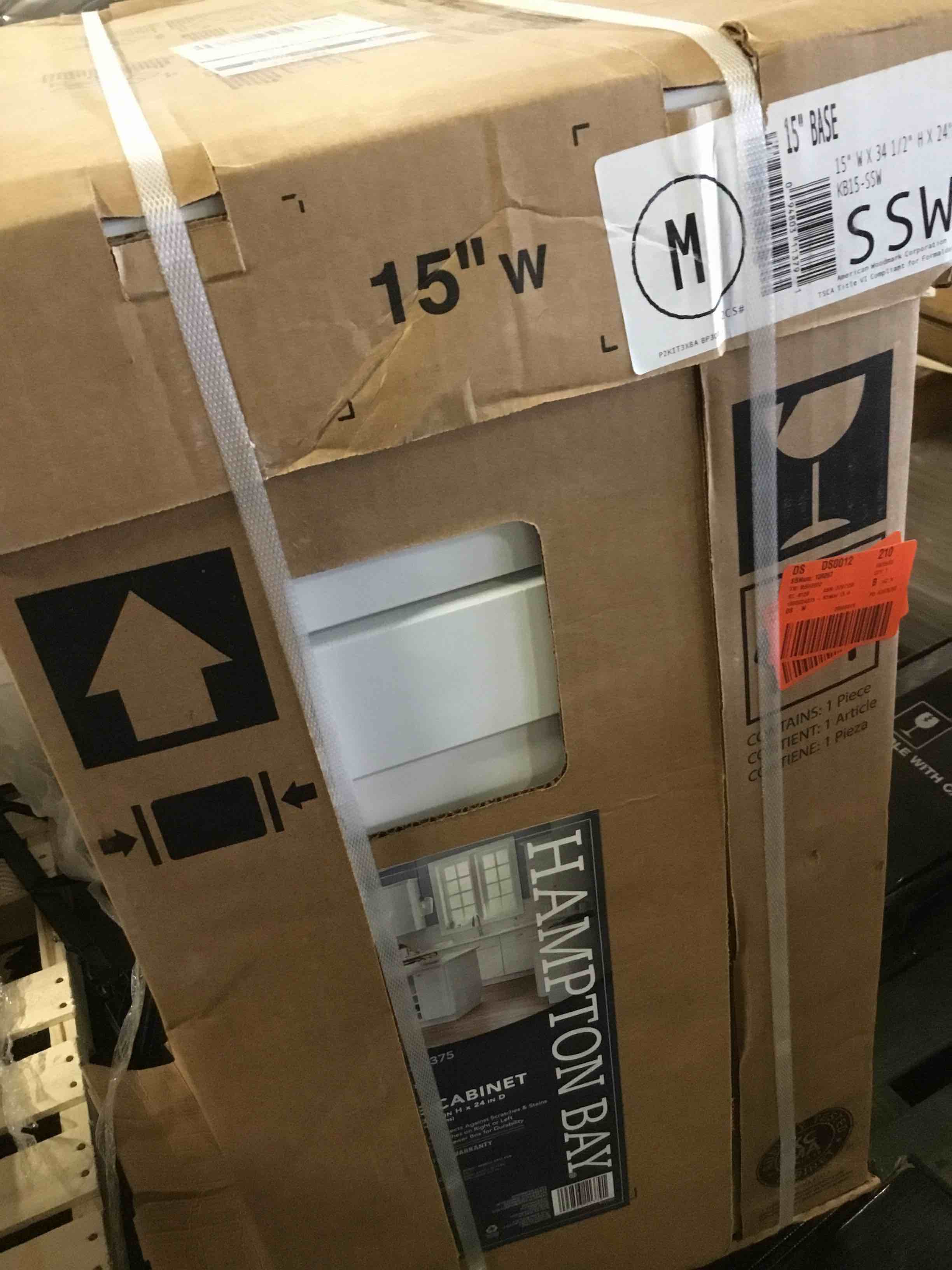 https://s3.amazonaws.com/lotting-images-prod/bidfta/BLU5135367_1693921513477.jpeg