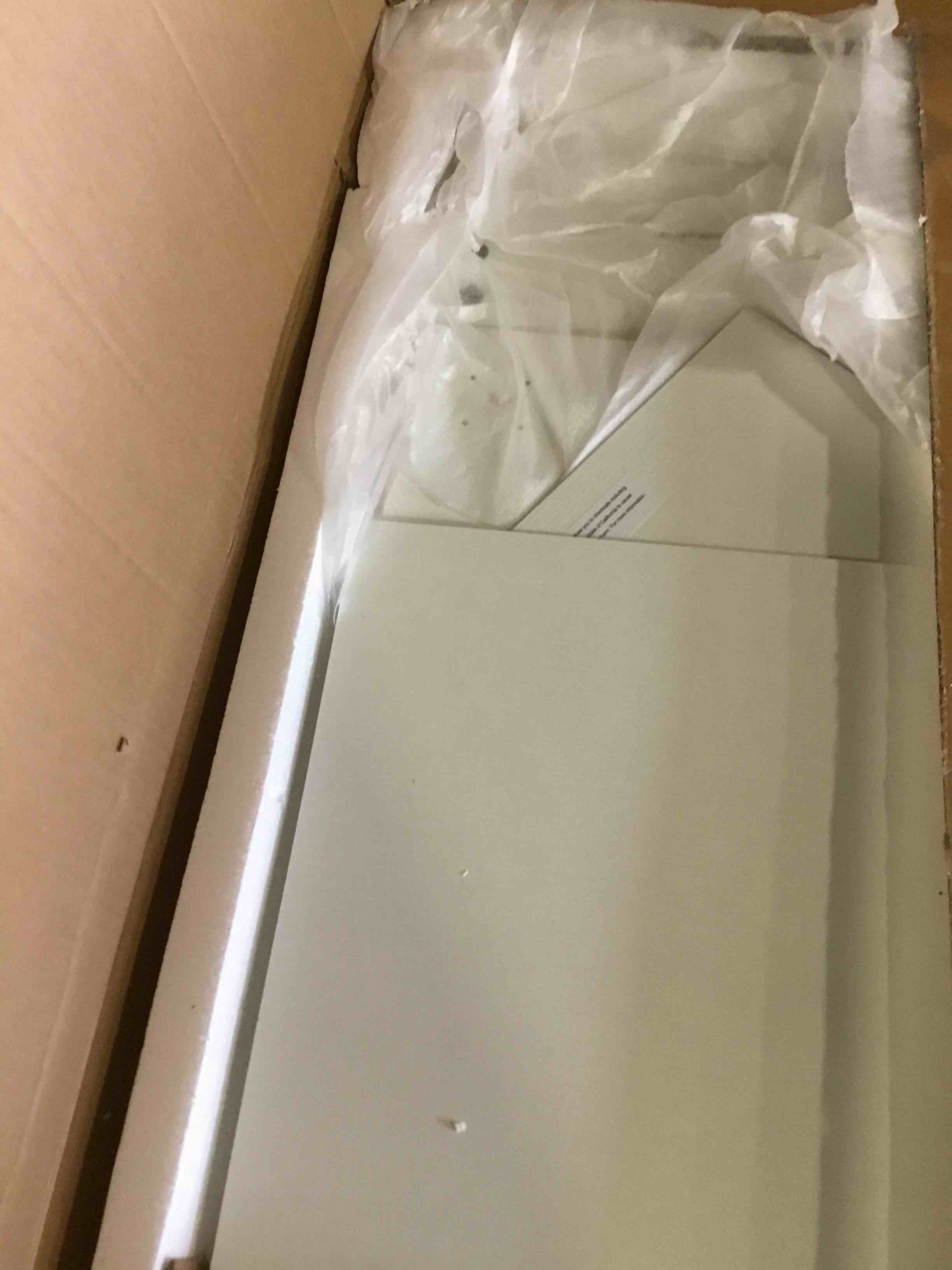https://s3.amazonaws.com/lotting-images-prod/bidfta/BLU5135377_1693922643888.jpeg
