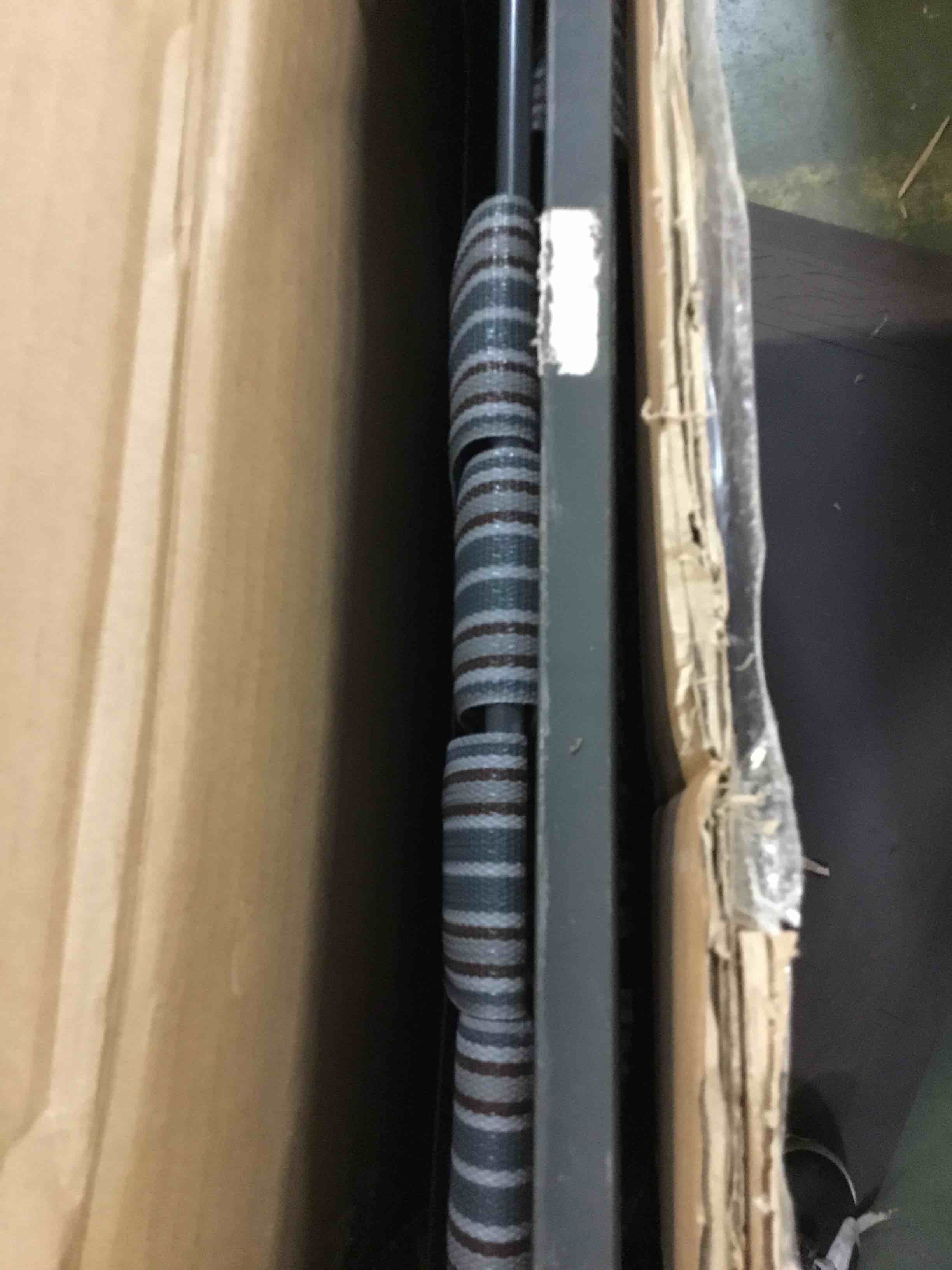 https://s3.amazonaws.com/lotting-images-prod/bidfta/BLU5137950_1693574909876.jpeg
