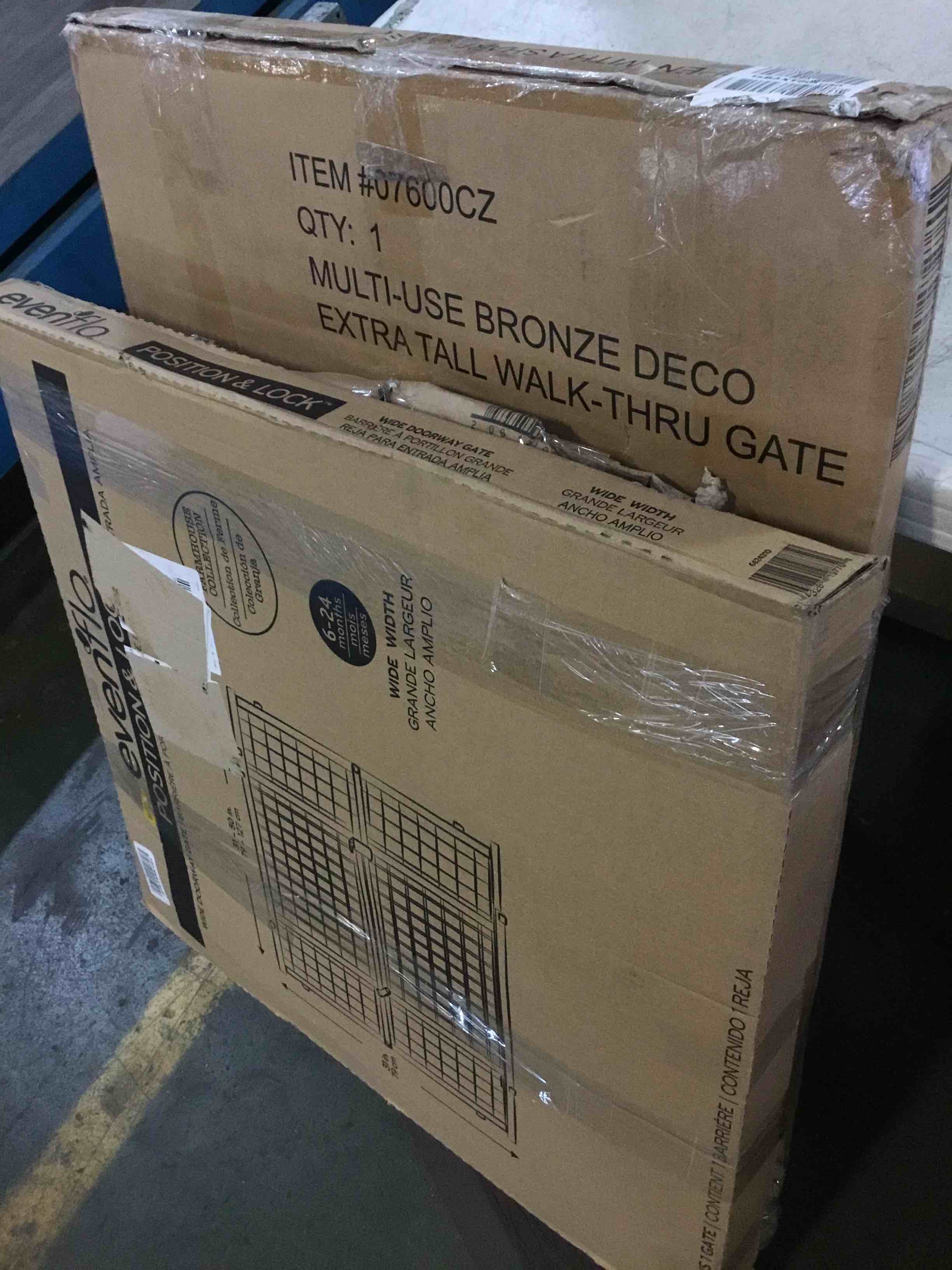 assorted miscellaneous items gates (different models,types,sizes,colors)