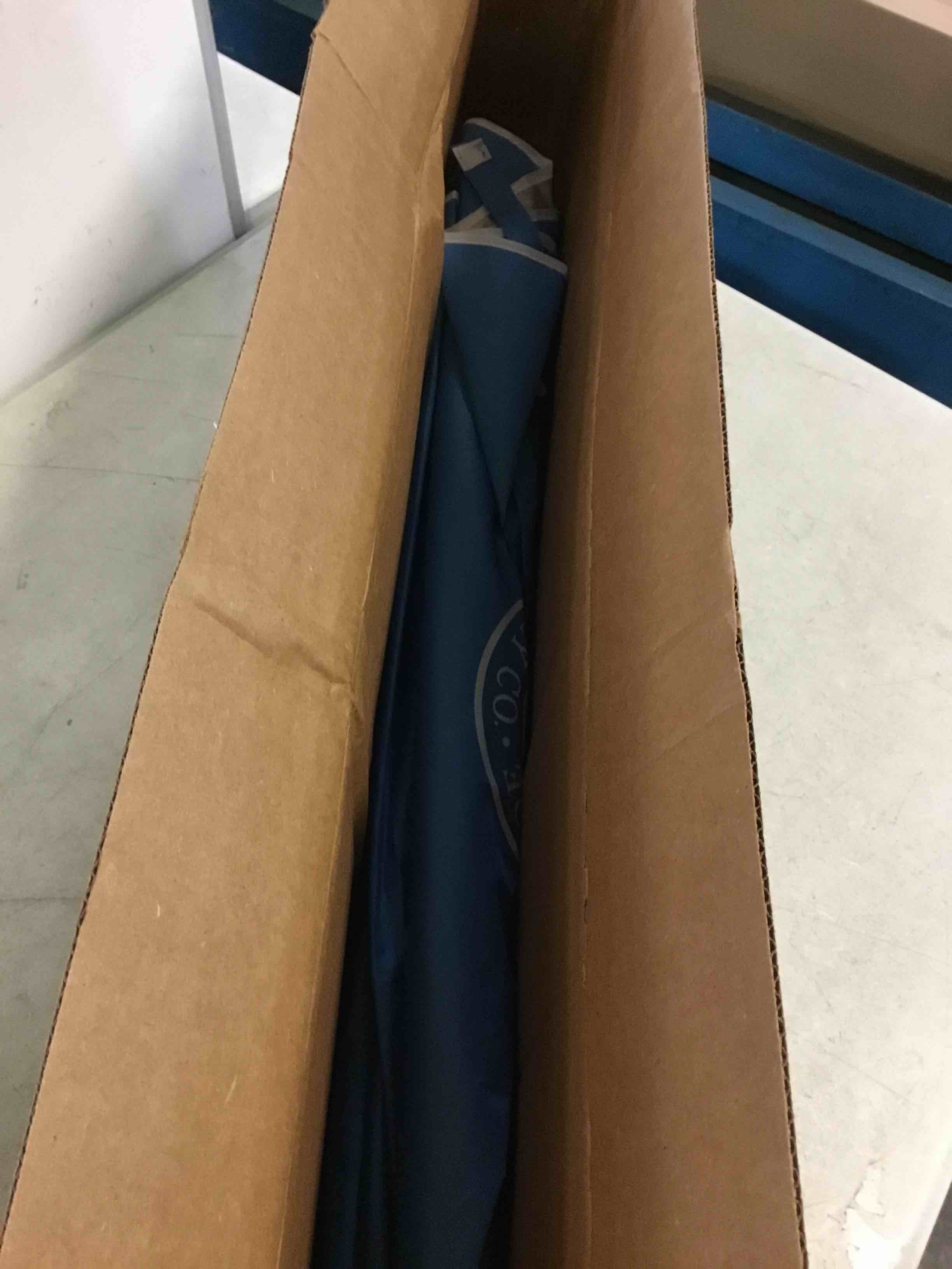 https://s3.amazonaws.com/lotting-images-prod/bidfta/BLU5138363_1694103253451.jpeg