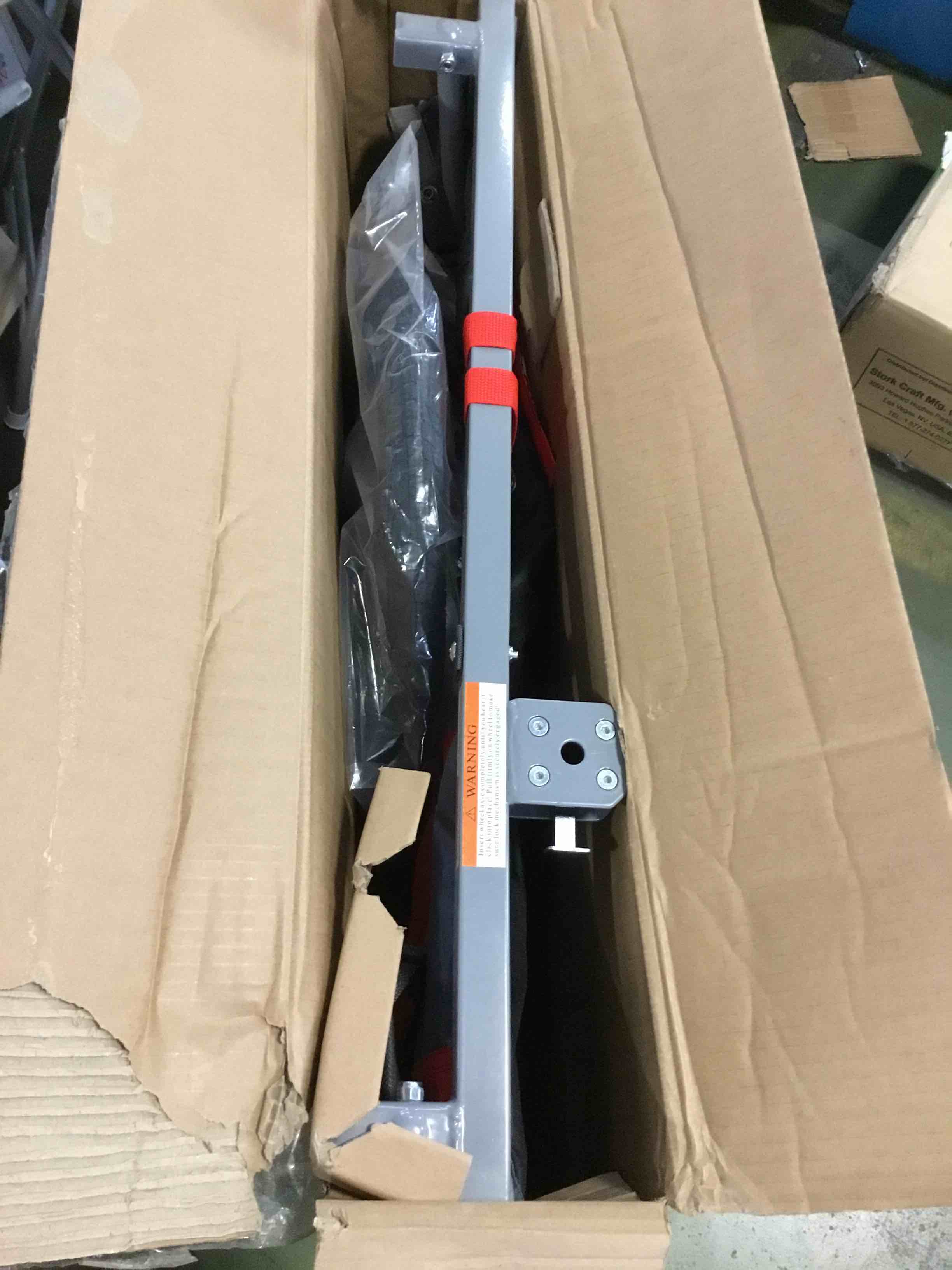 https://s3.amazonaws.com/lotting-images-prod/bidfta/BLU5138377_1694107353643.jpeg