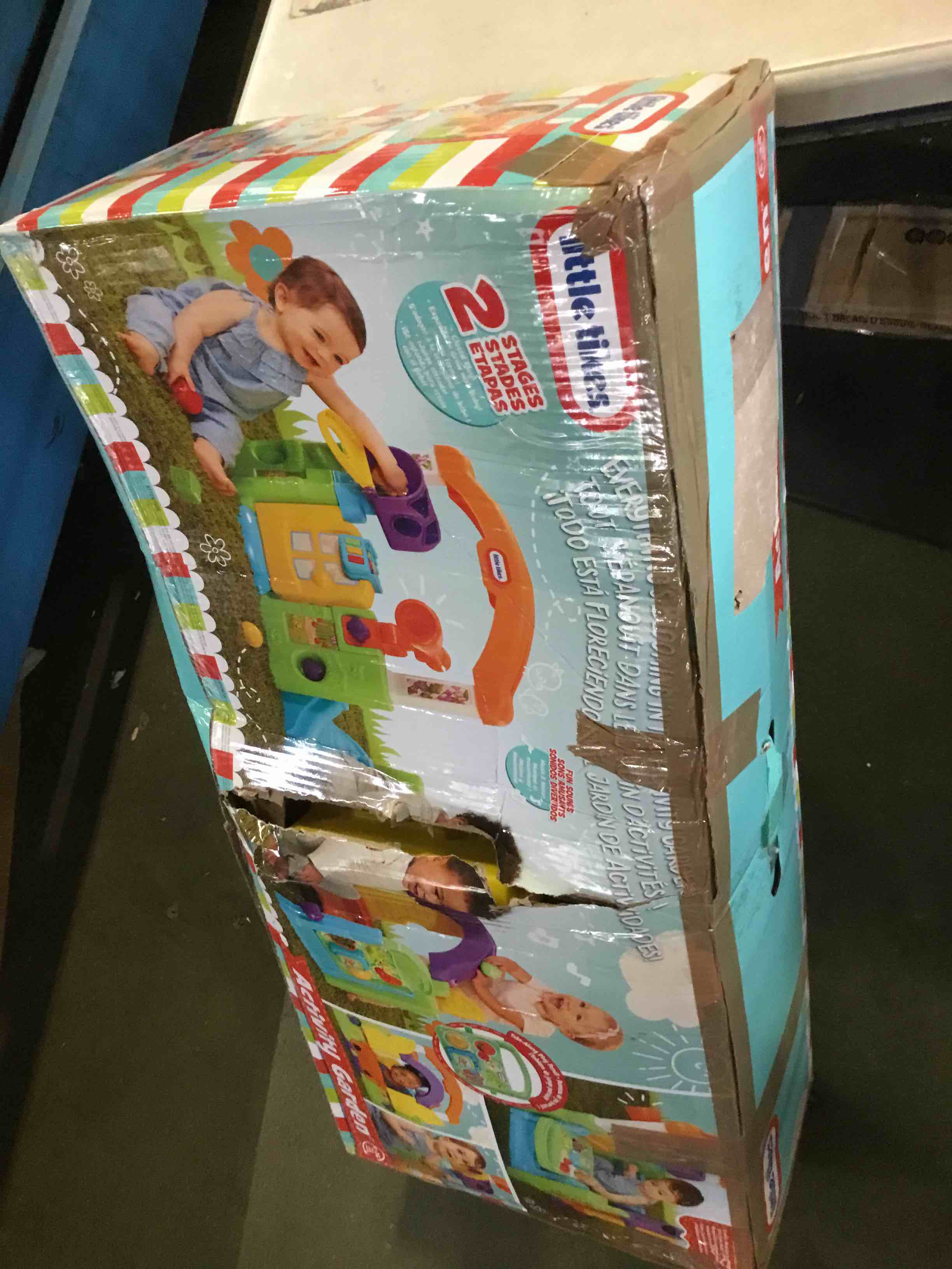 https://s3.amazonaws.com/lotting-images-prod/bidfta/BLU5138569_1694199285562.jpeg