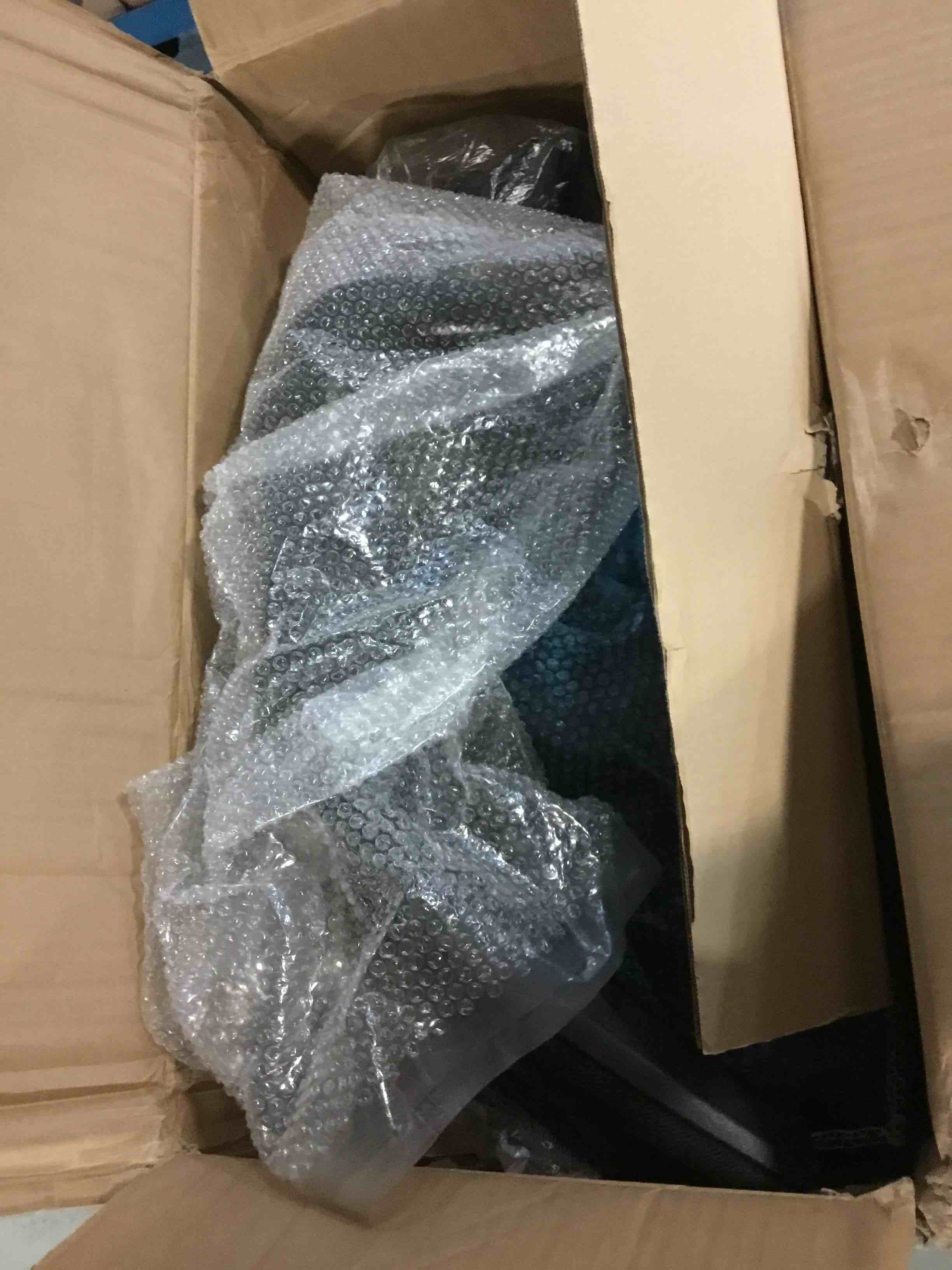 https://s3.amazonaws.com/lotting-images-prod/bidfta/BLU5138596_1694431798649.jpeg