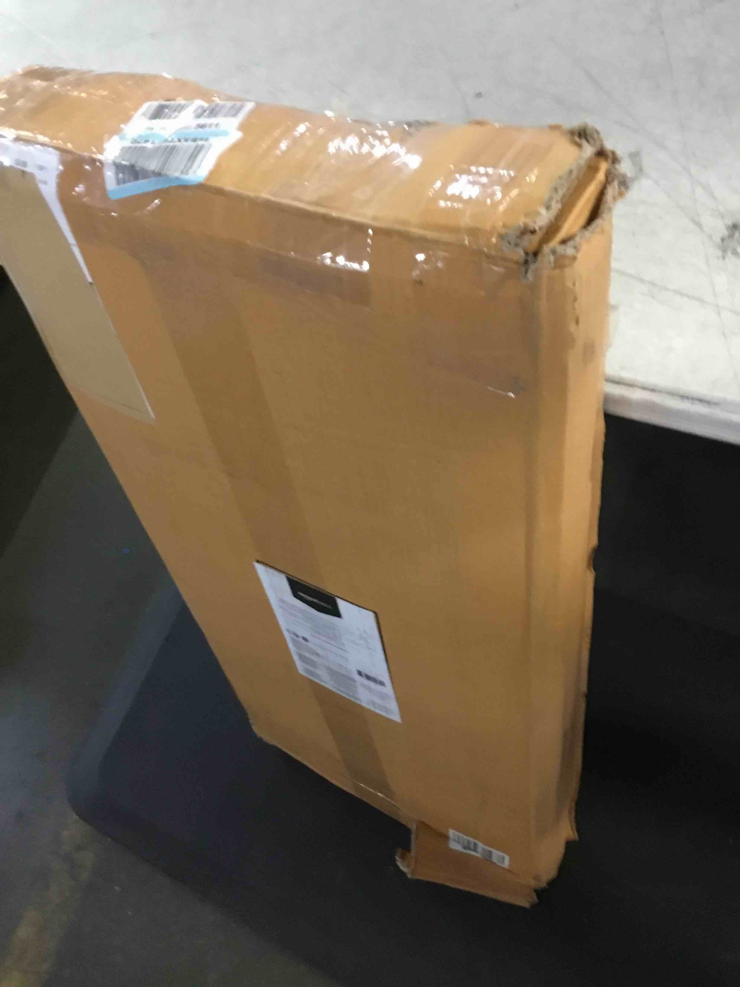 https://s3.amazonaws.com/lotting-images-prod/bidfta/BLU5138730_1694525370592.jpeg