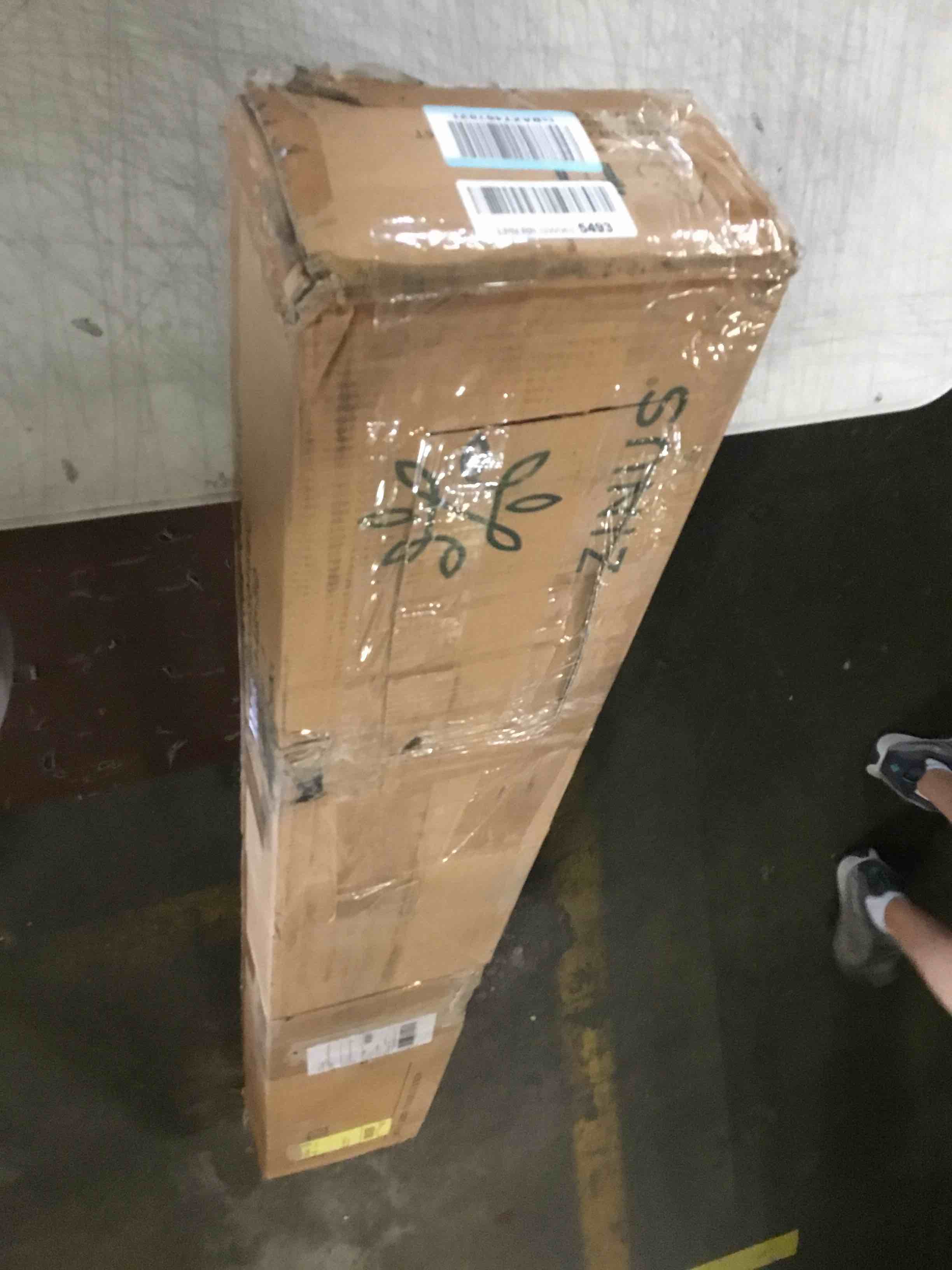 https://s3.amazonaws.com/lotting-images-prod/bidfta/BLU5138880_1694615138449.jpeg