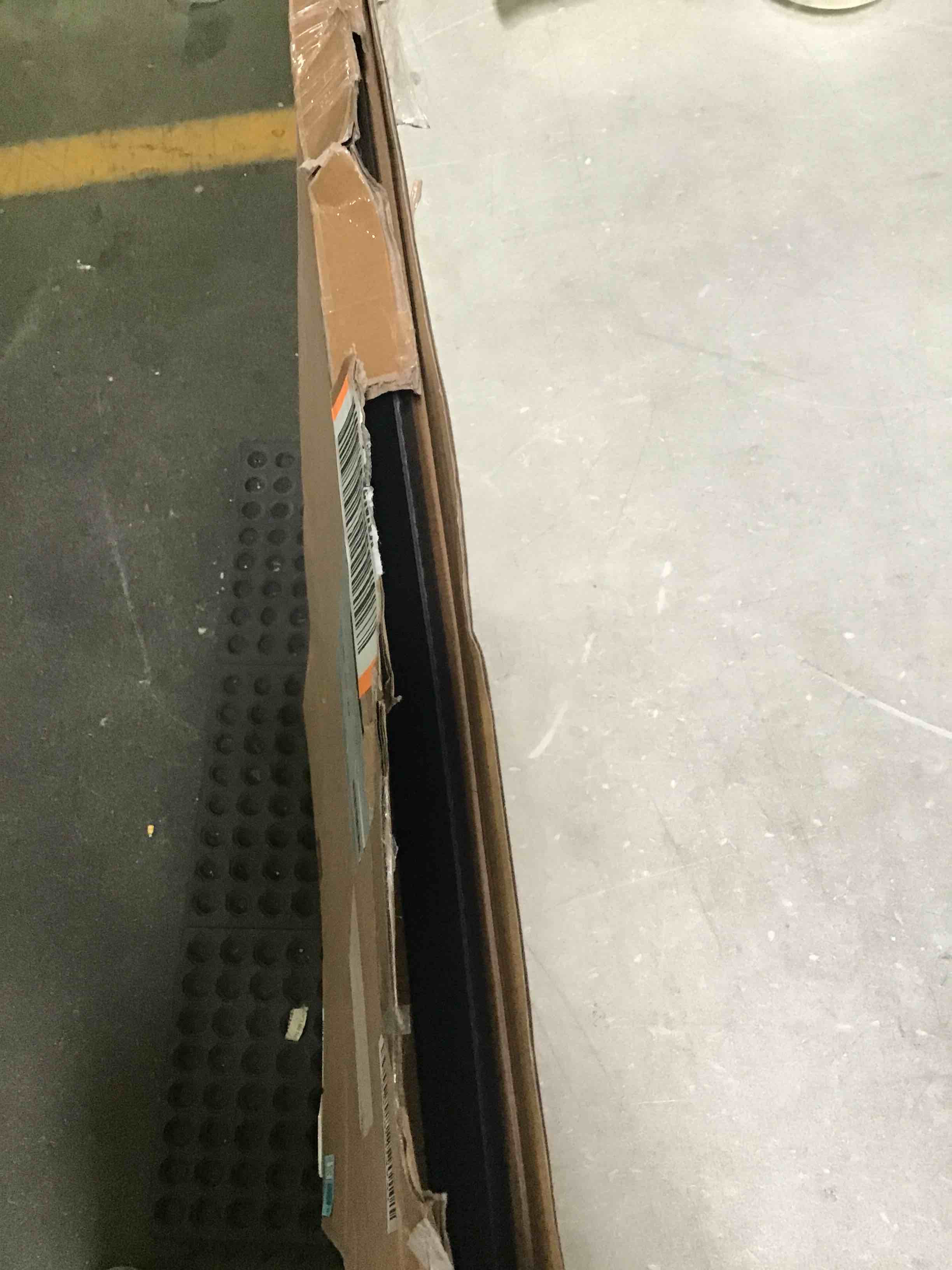 https://s3.amazonaws.com/lotting-images-prod/bidfta/BLU5141278_1694011057363.jpeg