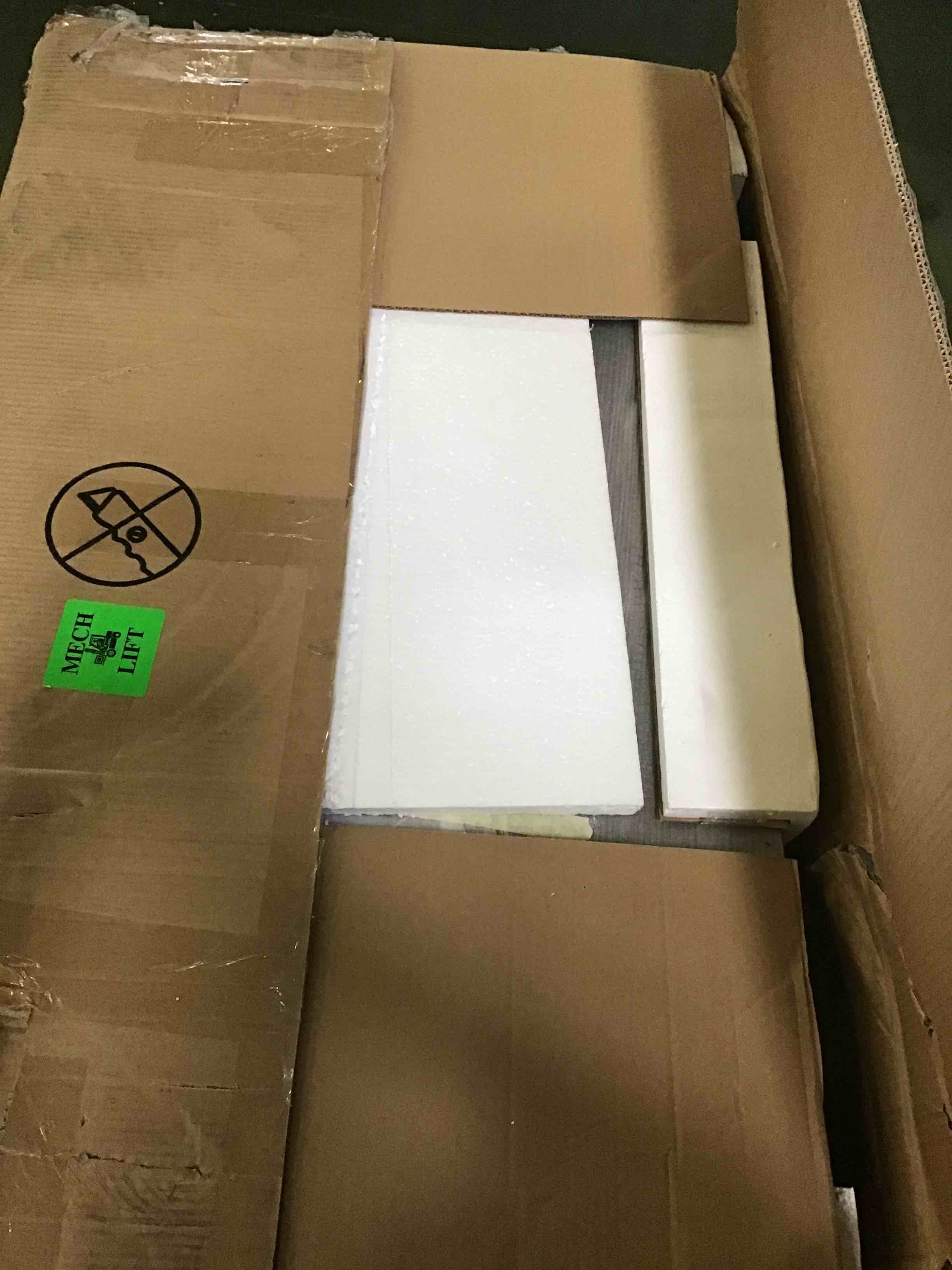 https://s3.amazonaws.com/lotting-images-prod/bidfta/BLU5141288_1694013561660.jpeg