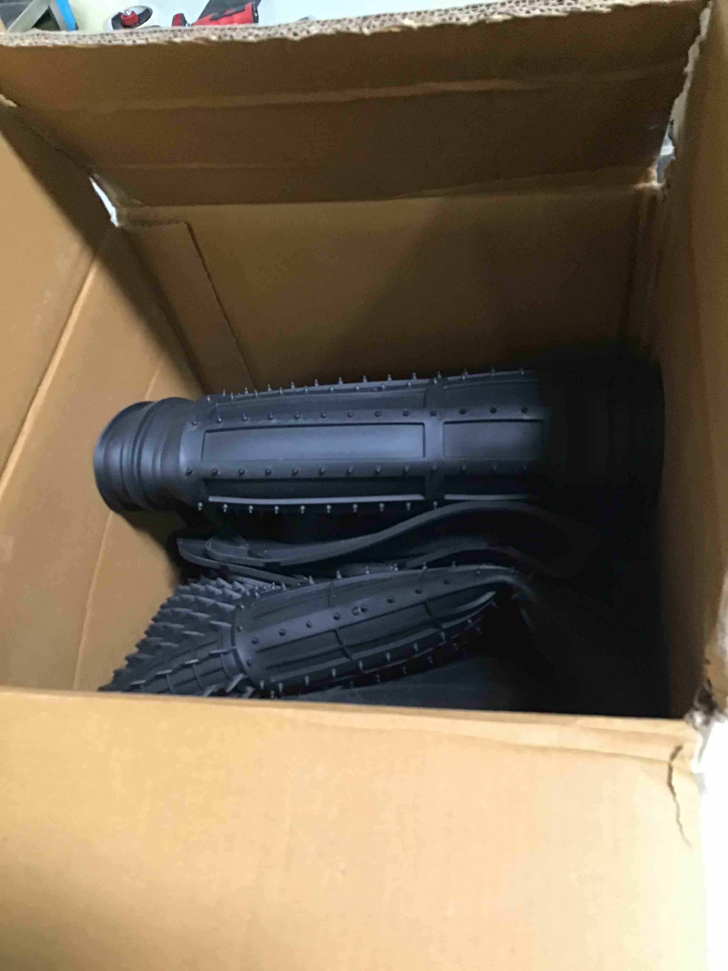 https://s3.amazonaws.com/lotting-images-prod/bidfta/BLU5141349_1694025218642.jpeg