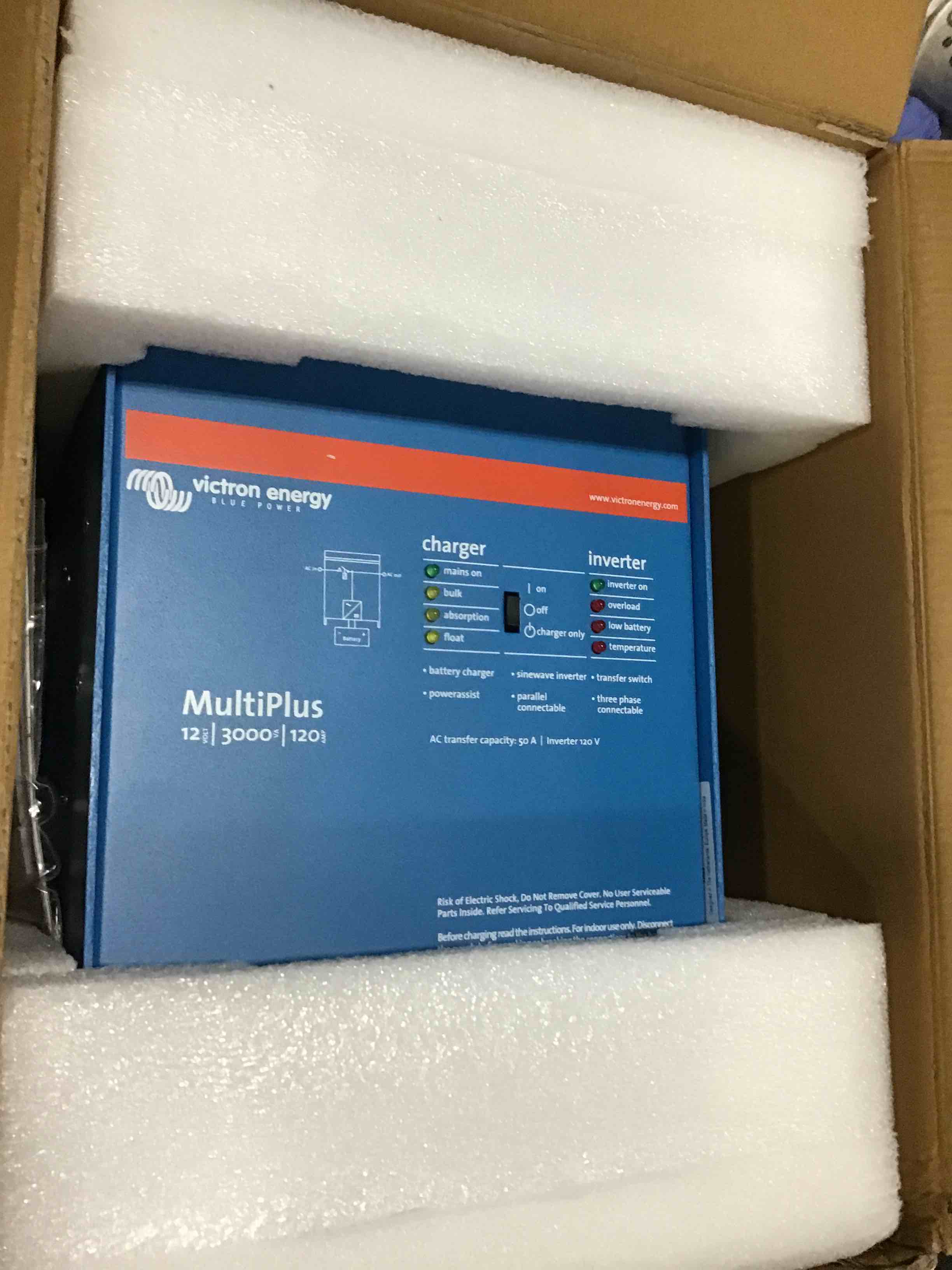 https://s3.amazonaws.com/lotting-images-prod/bidfta/BLU5141724_1694519305303.jpeg