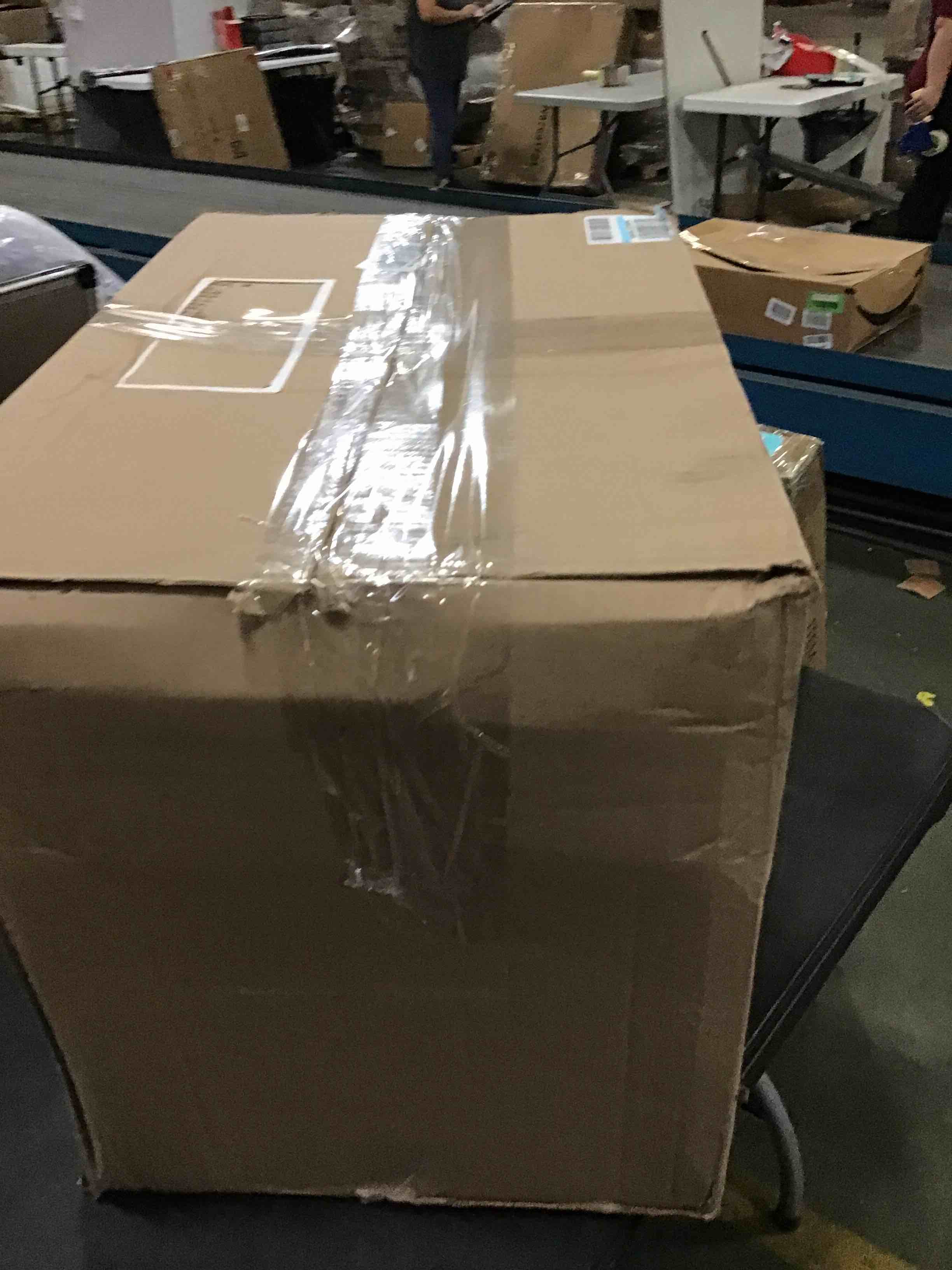 https://s3.amazonaws.com/lotting-images-prod/bidfta/BLU5141791_1694528869955.jpeg