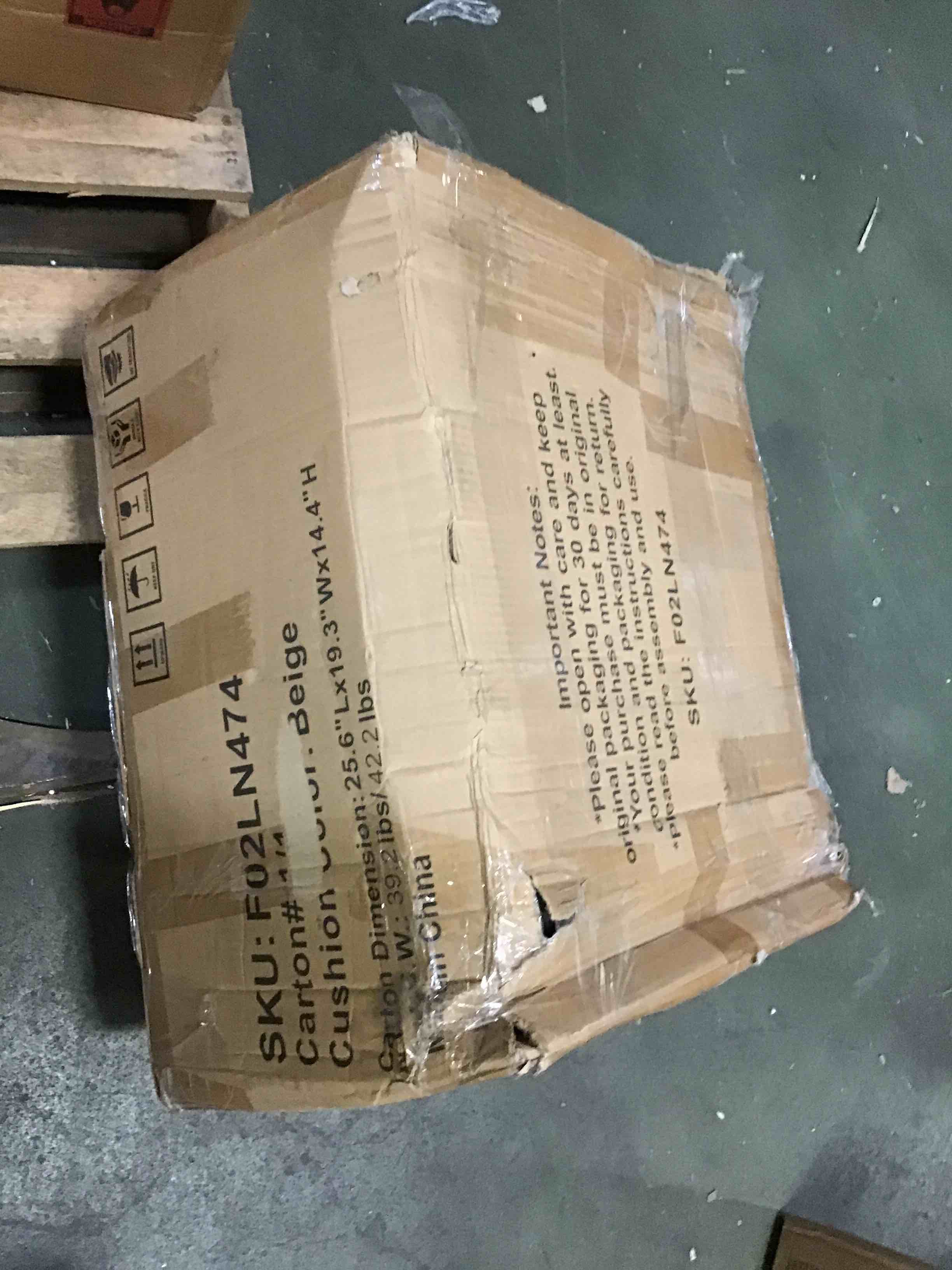 https://s3.amazonaws.com/lotting-images-prod/bidfta/BLU5141796_1694529334921.jpeg