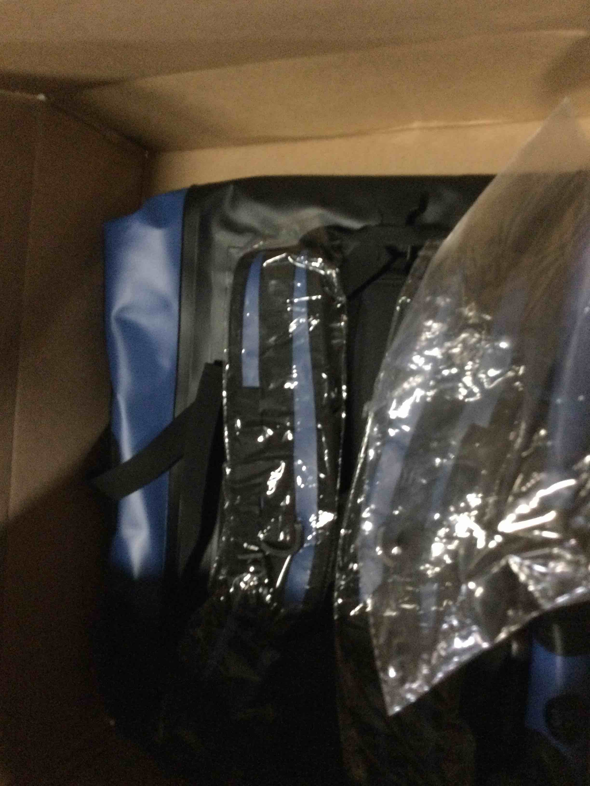 https://s3.amazonaws.com/lotting-images-prod/bidfta/BLU5142356_1695820611043.jpeg