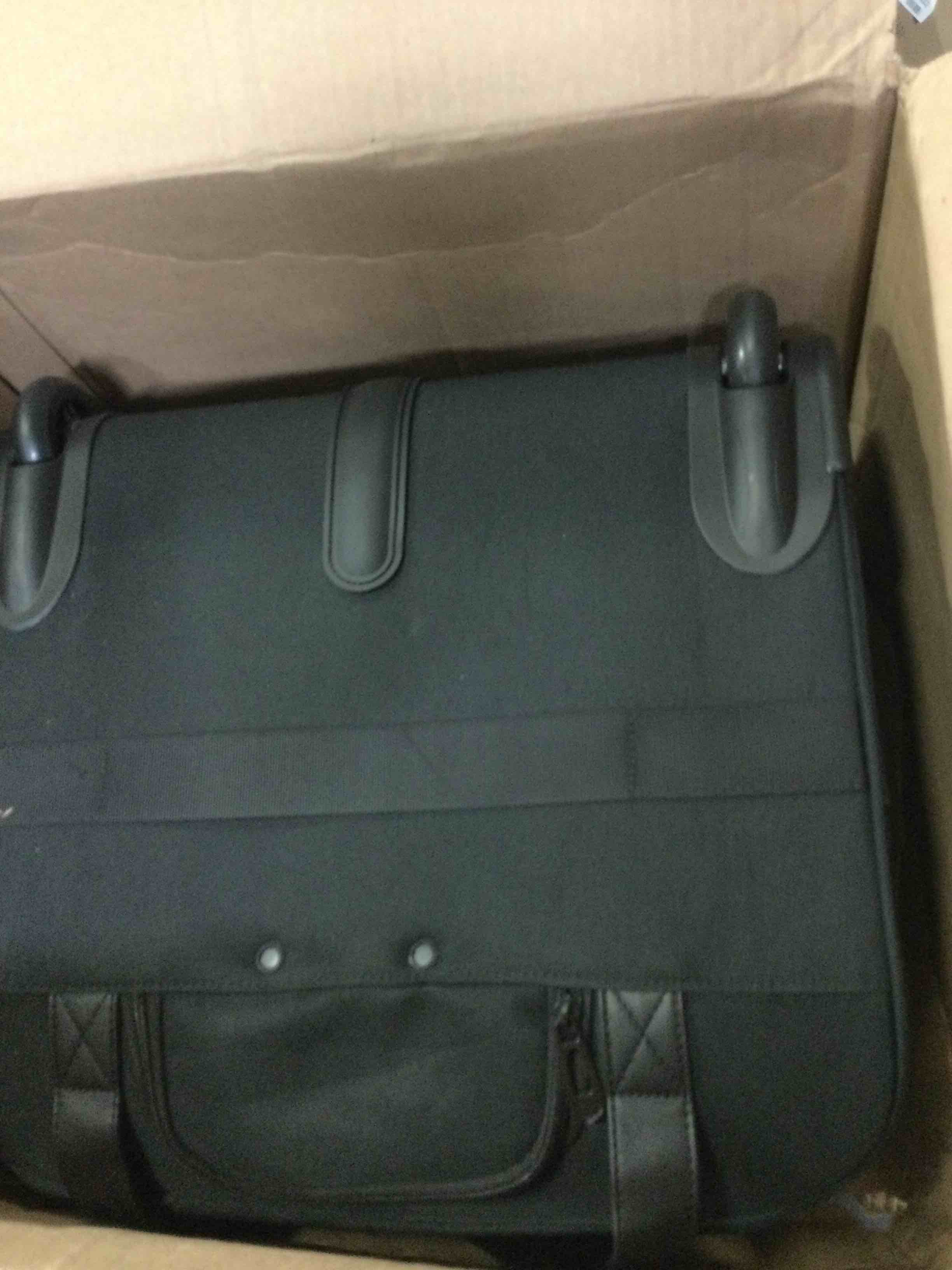 https://s3.amazonaws.com/lotting-images-prod/bidfta/BLU5142414_1695828603964.jpeg