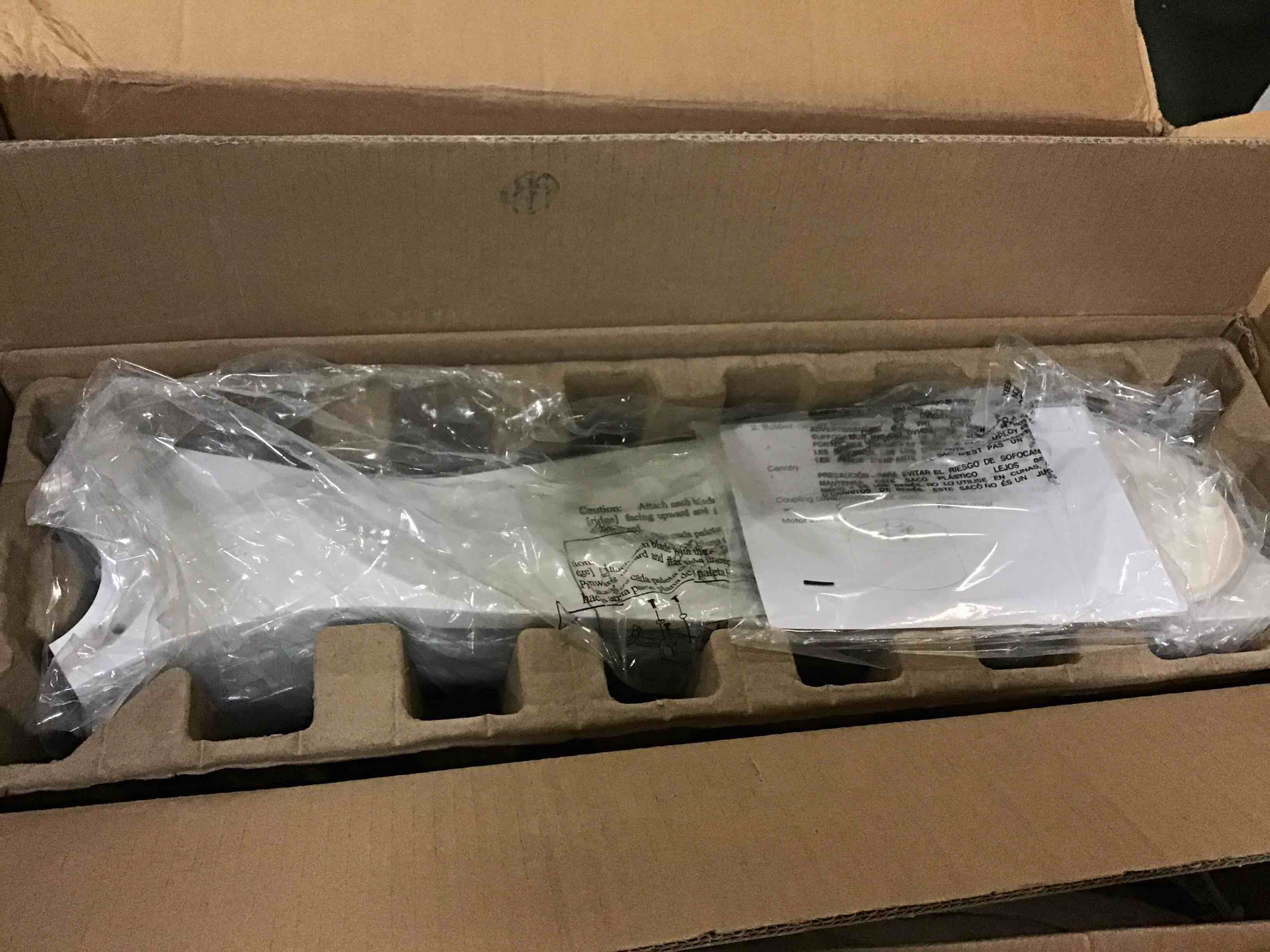 https://s3.amazonaws.com/lotting-images-prod/bidfta/BLU5142551_1693925302608.jpeg