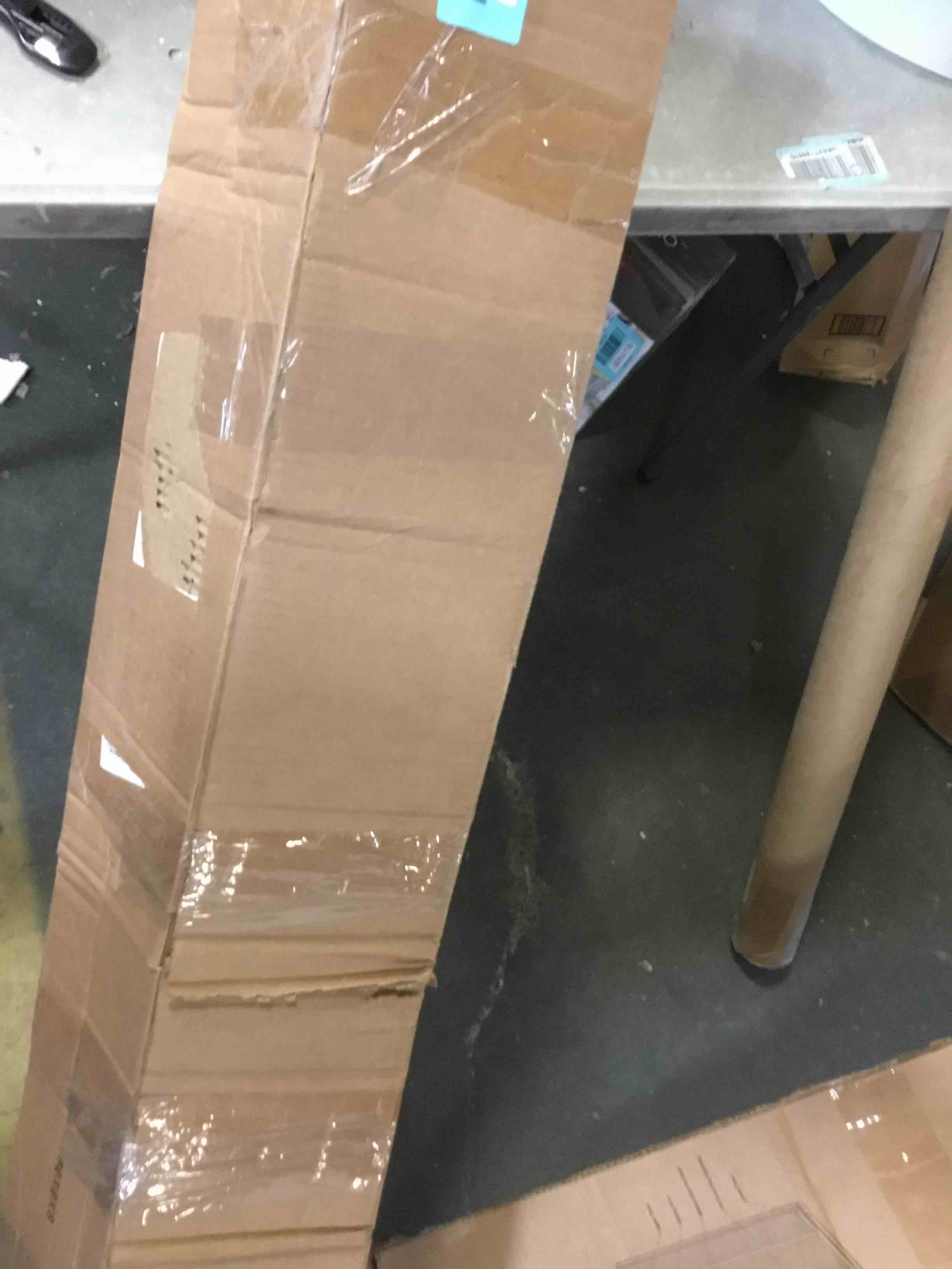 https://s3.amazonaws.com/lotting-images-prod/bidfta/BLU5142889_1694626416671.jpeg