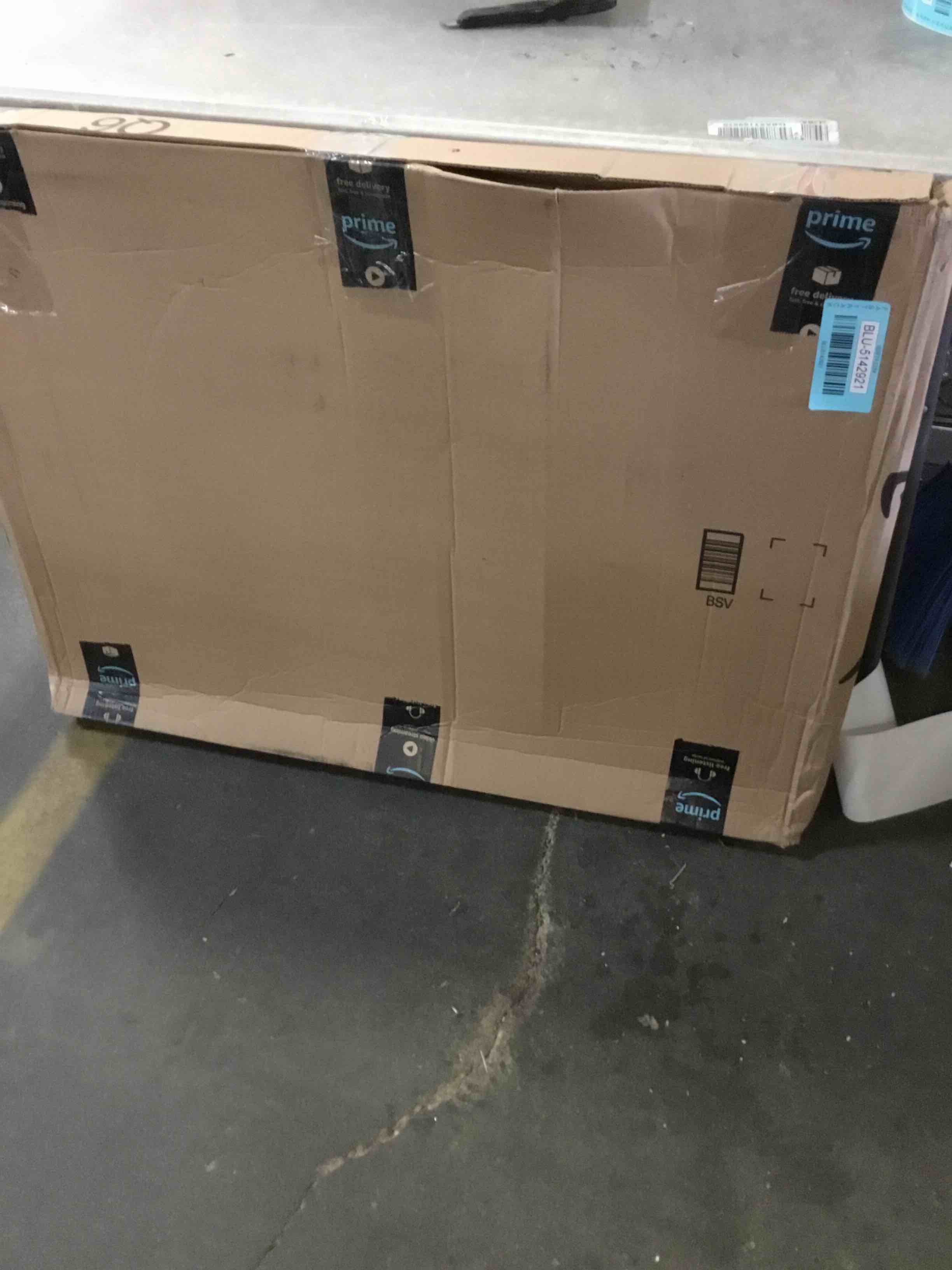 https://s3.amazonaws.com/lotting-images-prod/bidfta/BLU5142921_1694633776628.jpeg