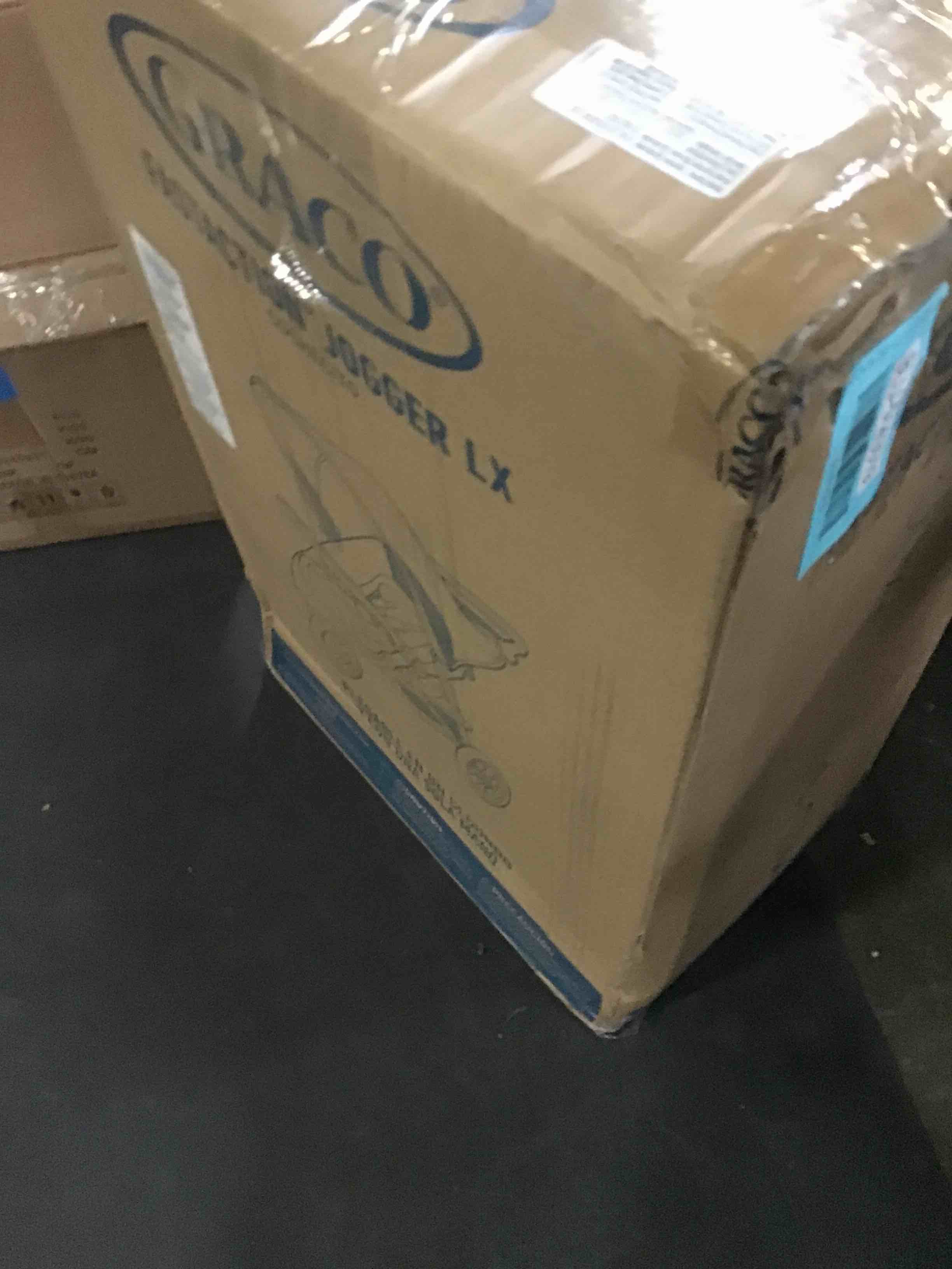 https://s3.amazonaws.com/lotting-images-prod/bidfta/BLU5143019_1694708782338.jpeg