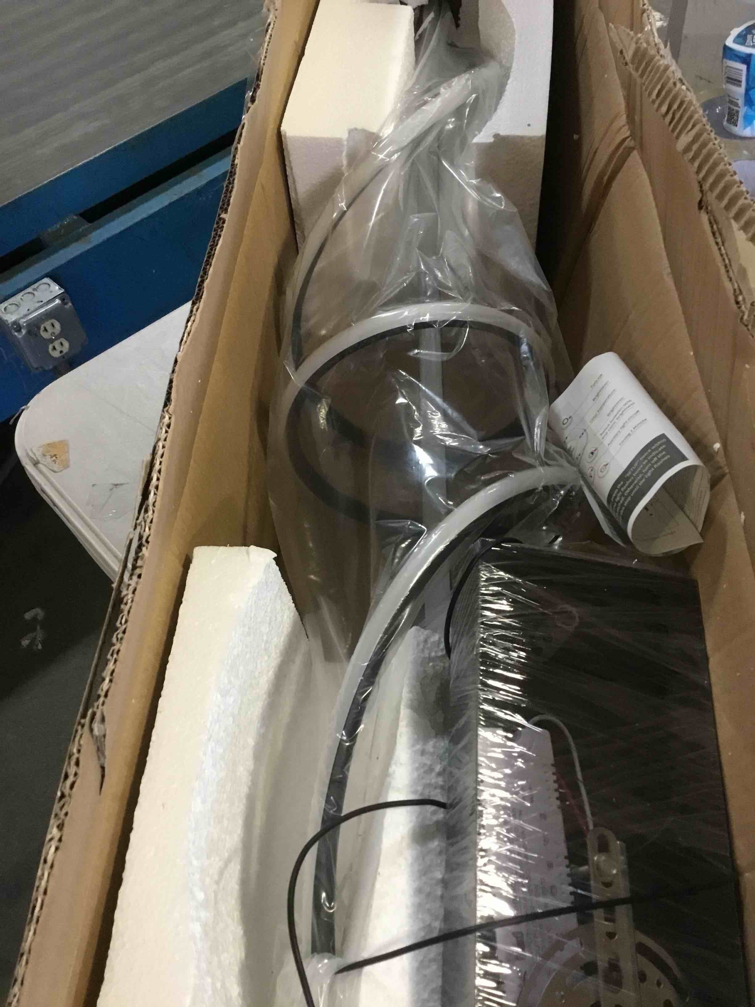 https://s3.amazonaws.com/lotting-images-prod/bidfta/BLU5143166_1694794011967.jpeg