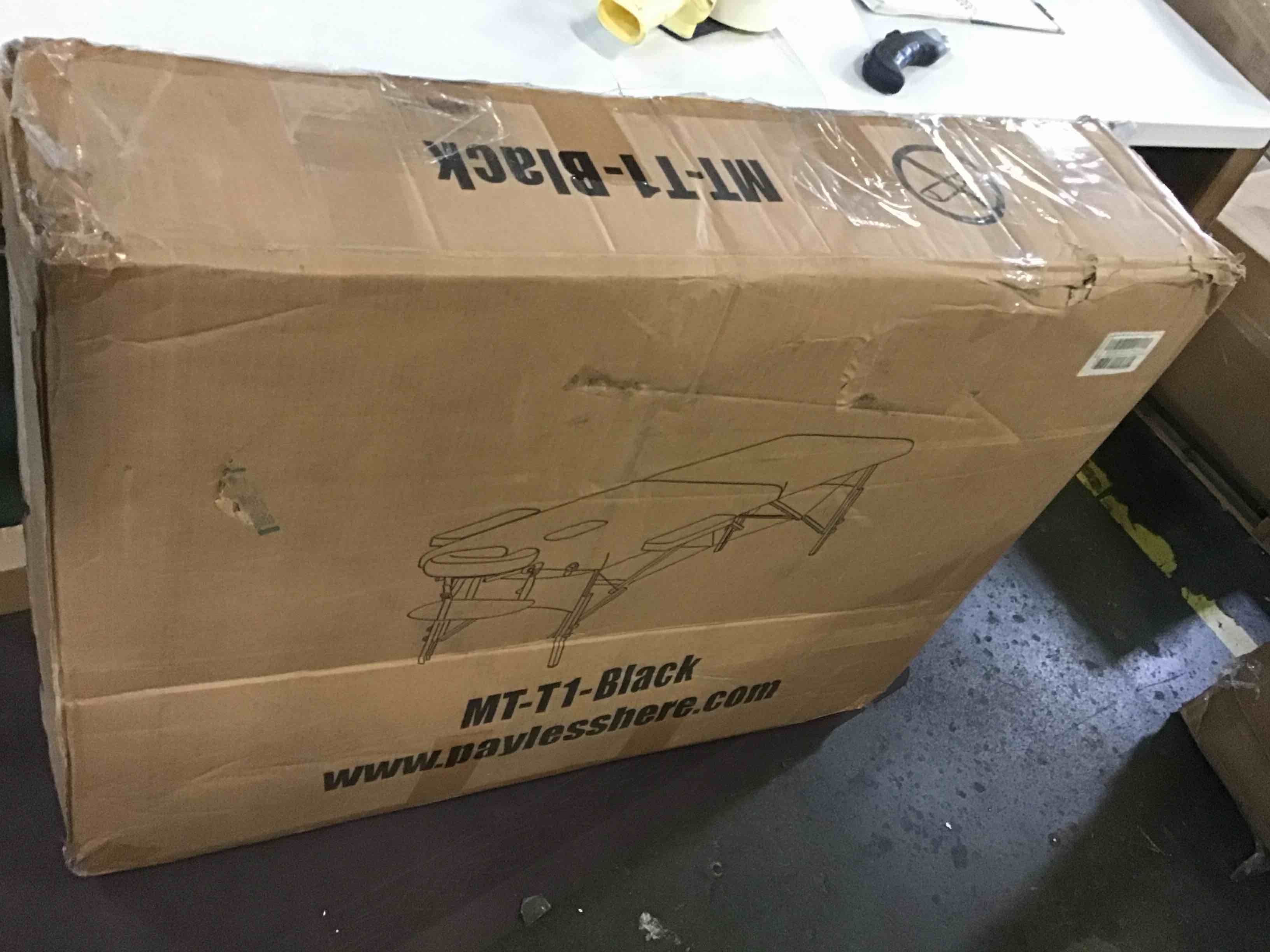 https://s3.amazonaws.com/lotting-images-prod/bidfta/BLU5143293_1695043308019.jpeg