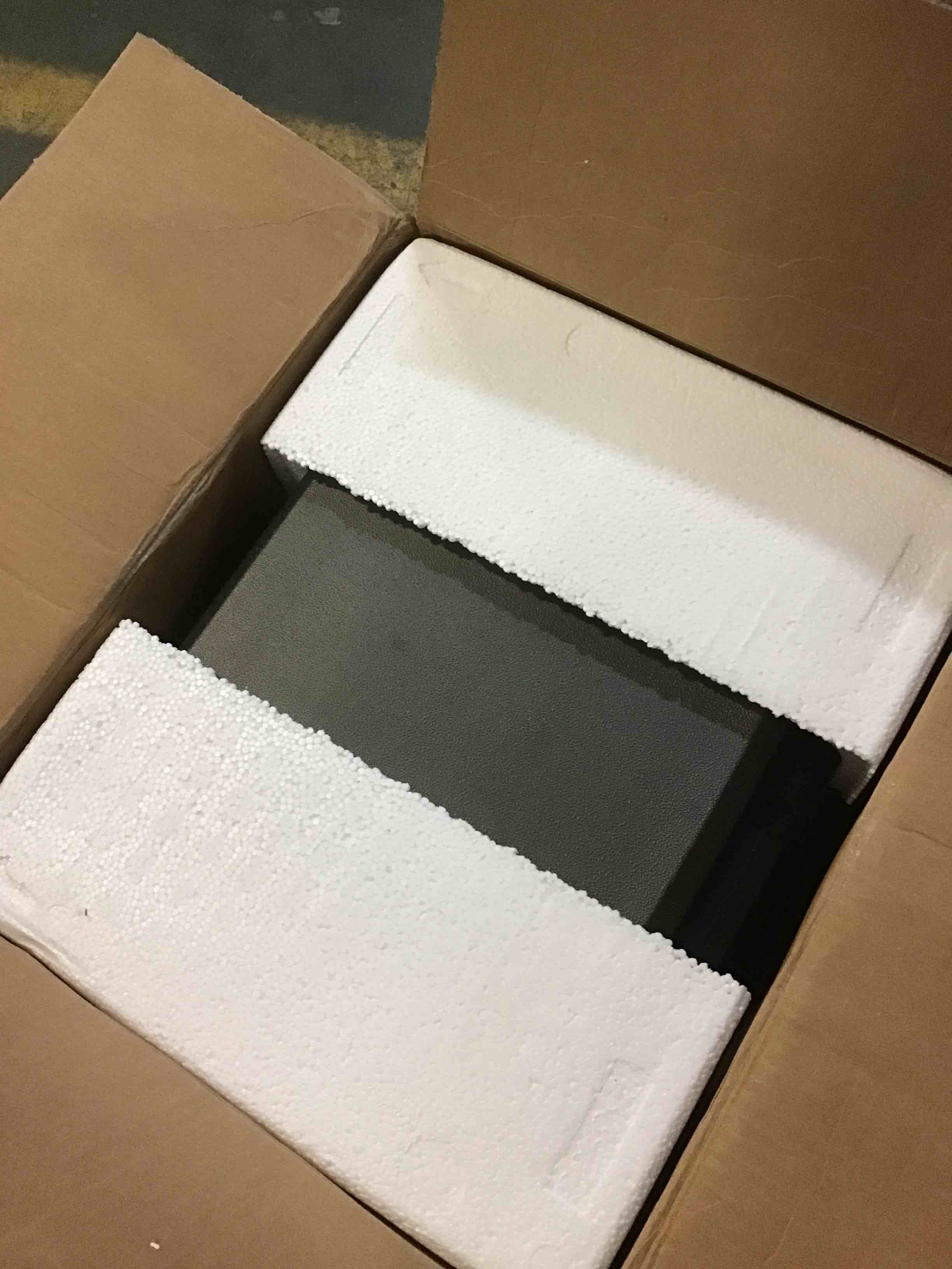 https://s3.amazonaws.com/lotting-images-prod/bidfta/BLU5143304_1695044361512.jpeg