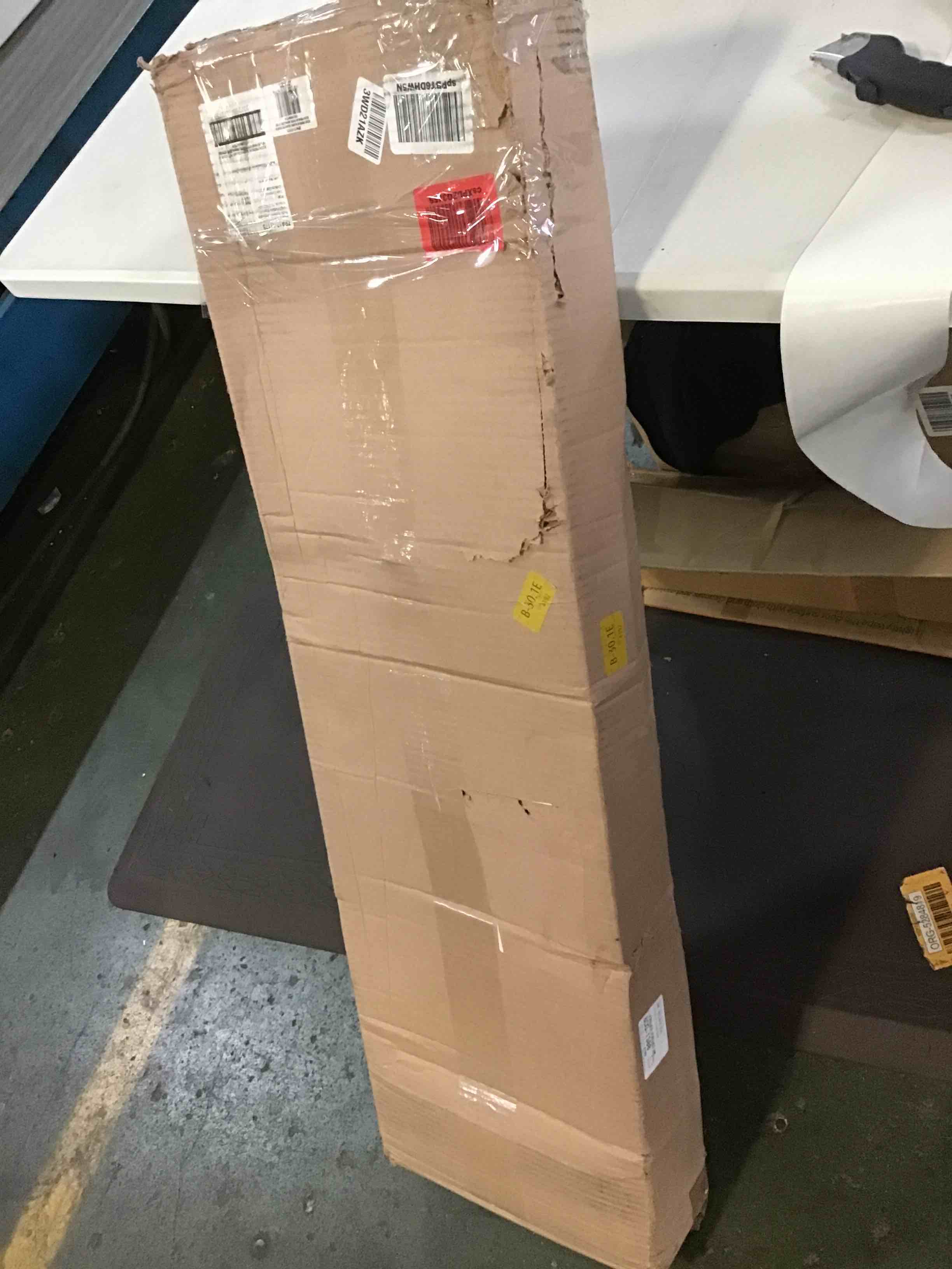 https://s3.amazonaws.com/lotting-images-prod/bidfta/BLU5143319_1695047195916.jpeg