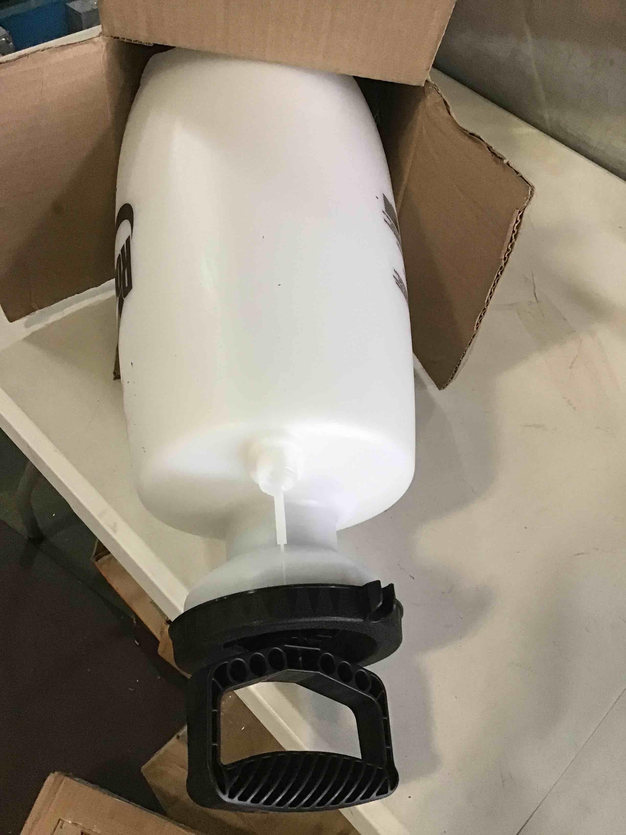 https://s3.amazonaws.com/lotting-images-prod/bidfta/BLU5143394_1695057360902.jpeg