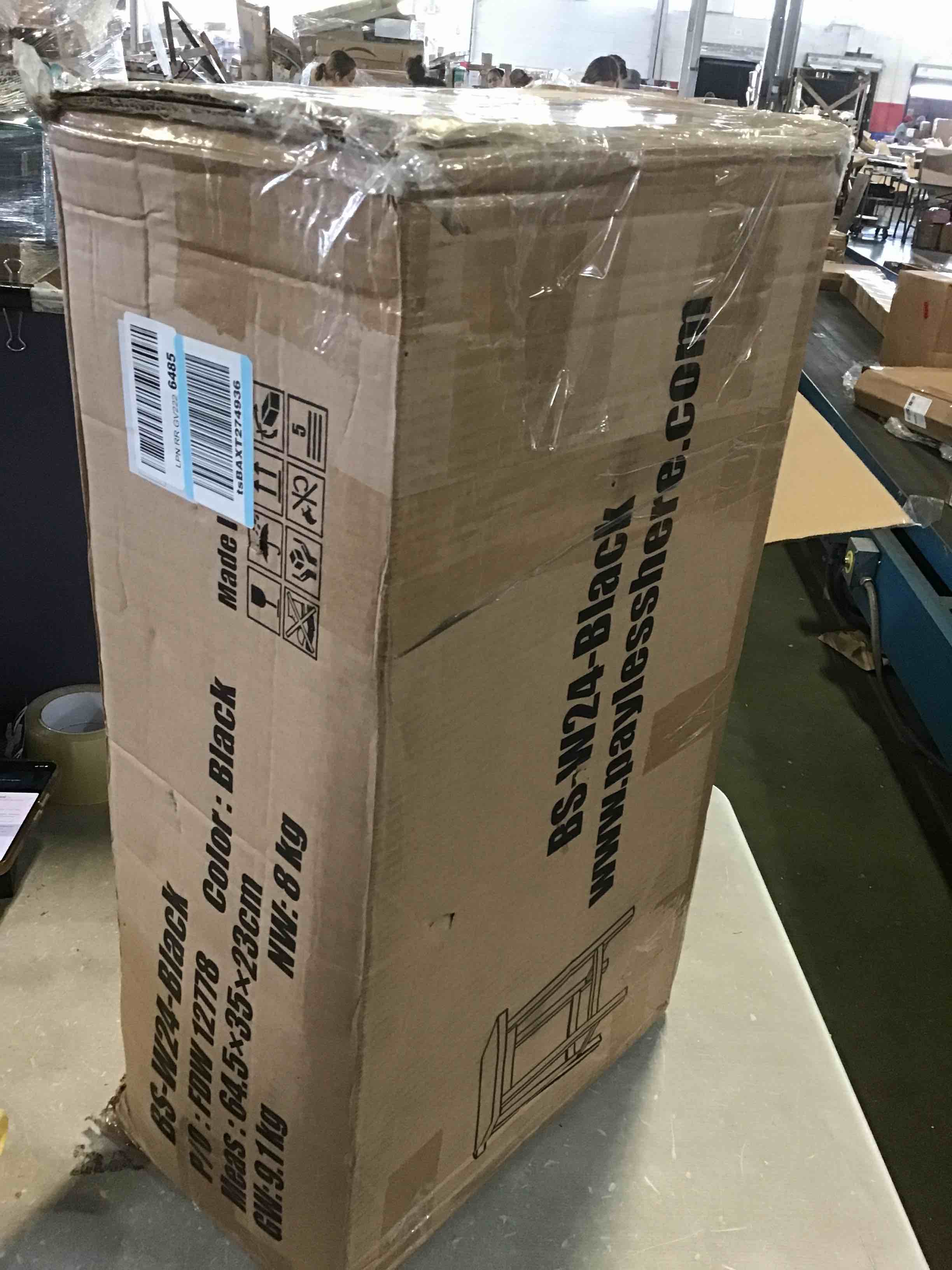 https://s3.amazonaws.com/lotting-images-prod/bidfta/BLU5143675_1695138557188.jpeg
