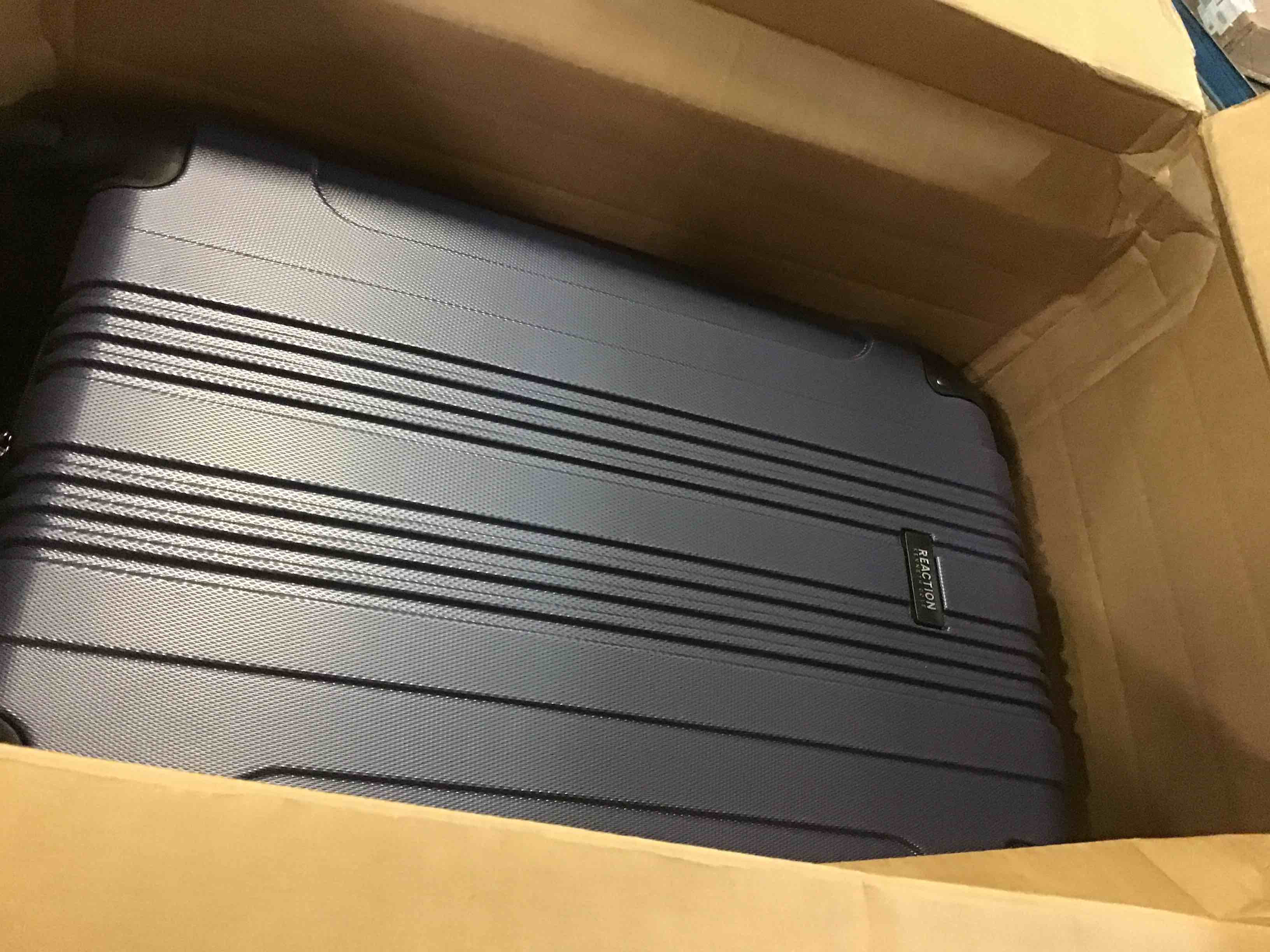 https://s3.amazonaws.com/lotting-images-prod/bidfta/BLU5143747_1695147099895.jpeg