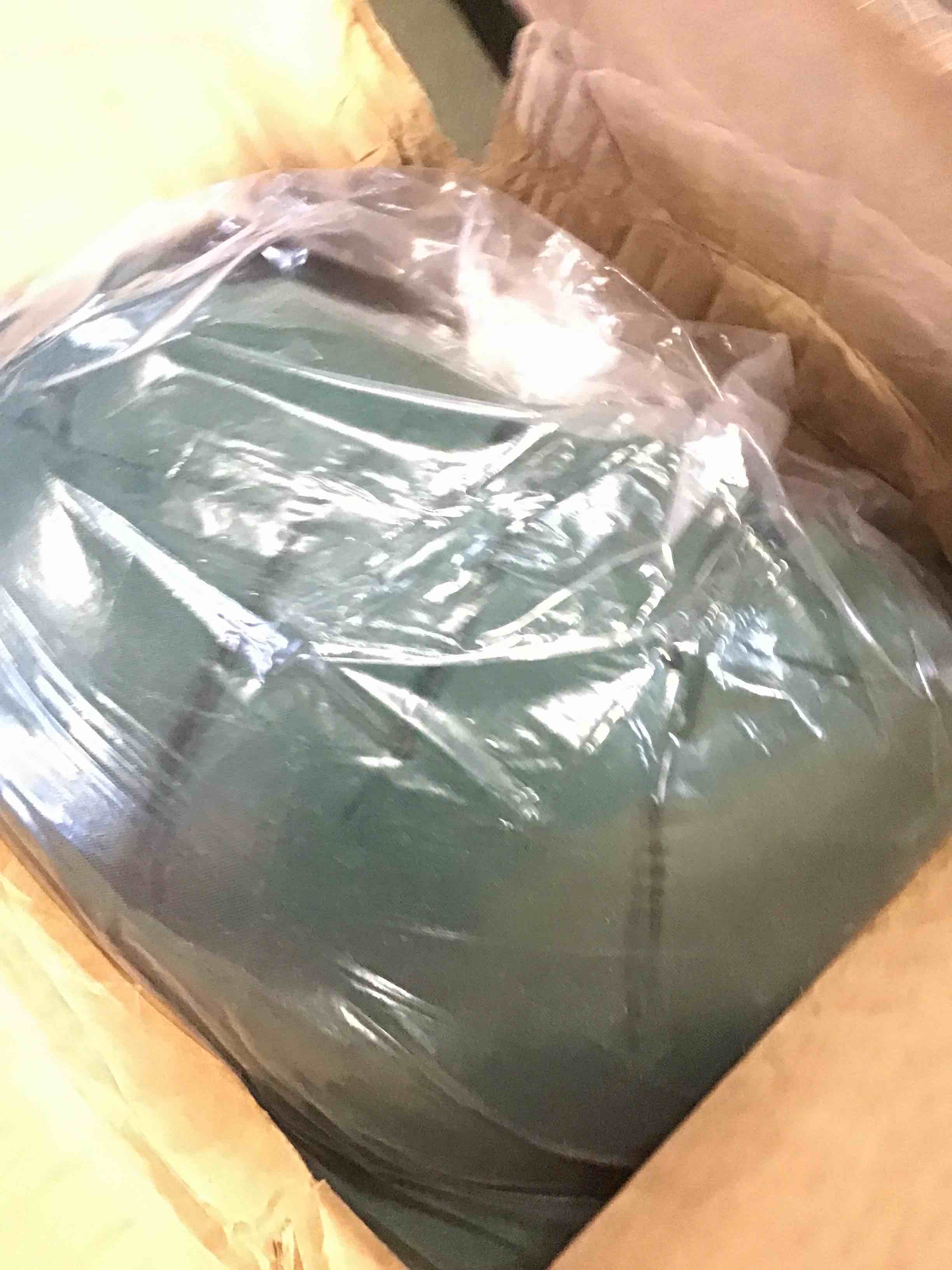 https://s3.amazonaws.com/lotting-images-prod/bidfta/BLU5143806_1695154289108.jpeg