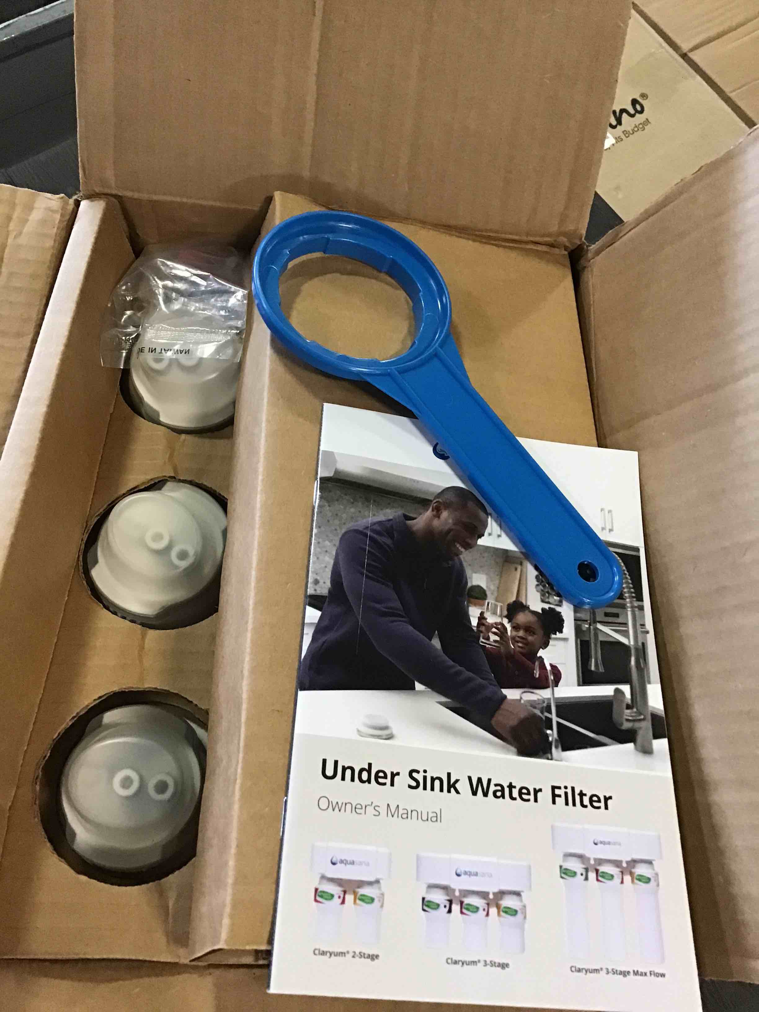 https://s3.amazonaws.com/lotting-images-prod/bidfta/BLU5143887_1695219869694.jpeg