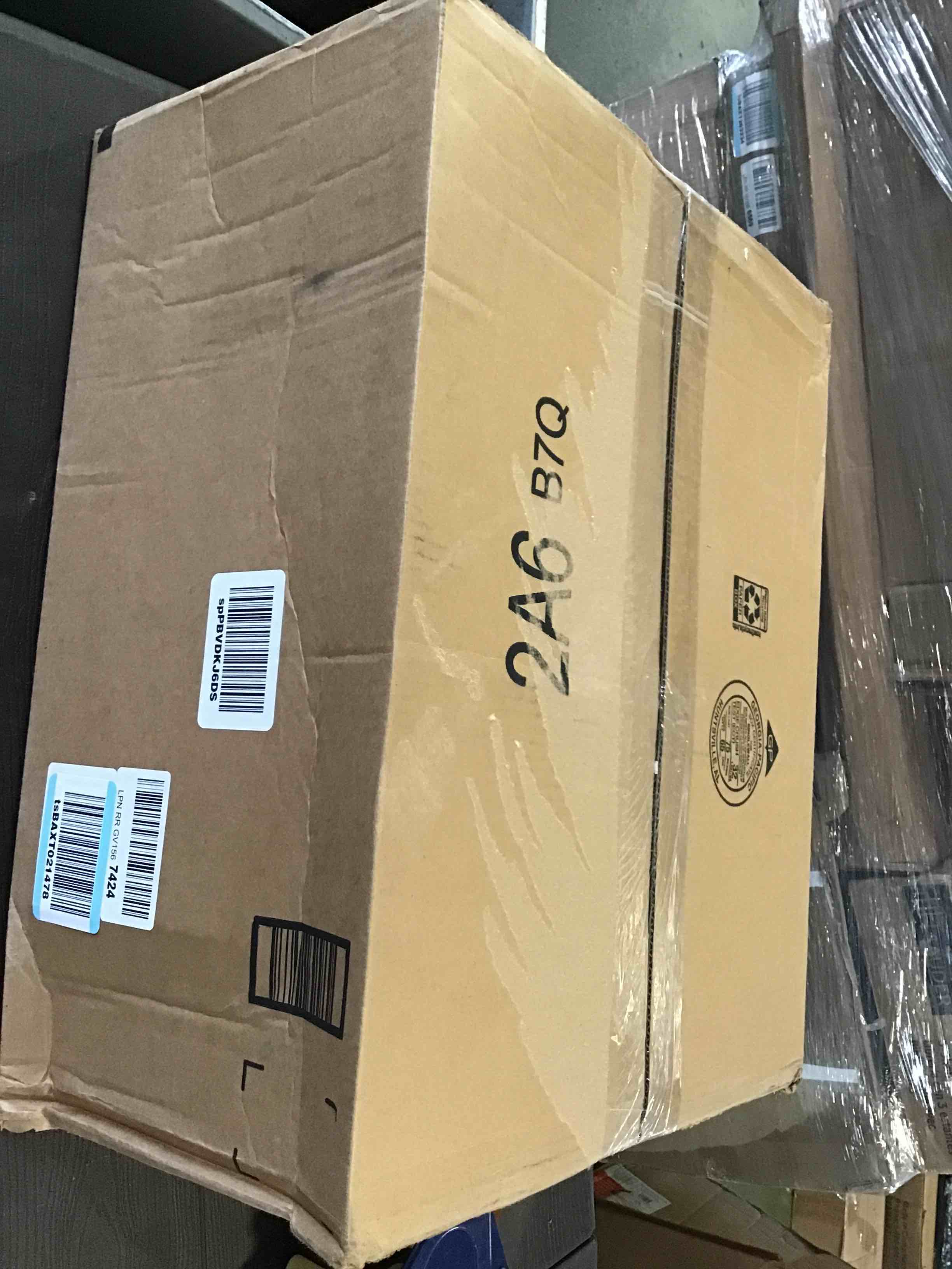 https://s3.amazonaws.com/lotting-images-prod/bidfta/BLU5143917_1695230635895.jpeg