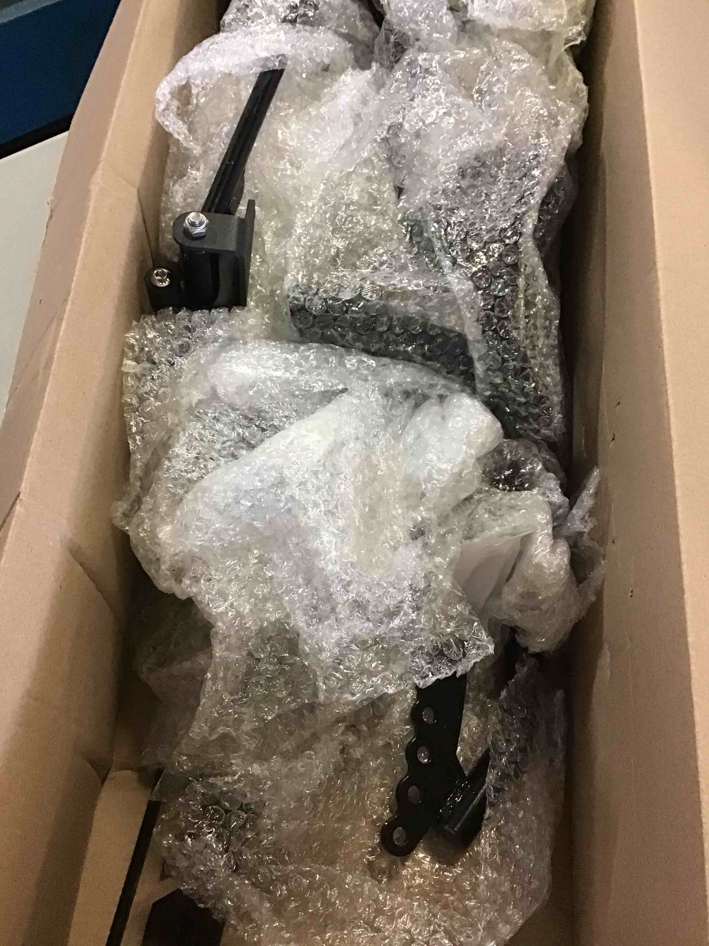 https://s3.amazonaws.com/lotting-images-prod/bidfta/BLU5145468_1699896387772.jpeg